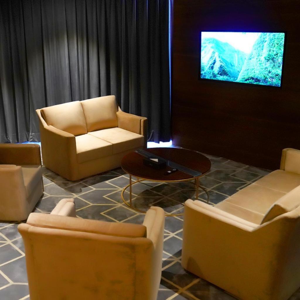 Presidential Suite photo 2
