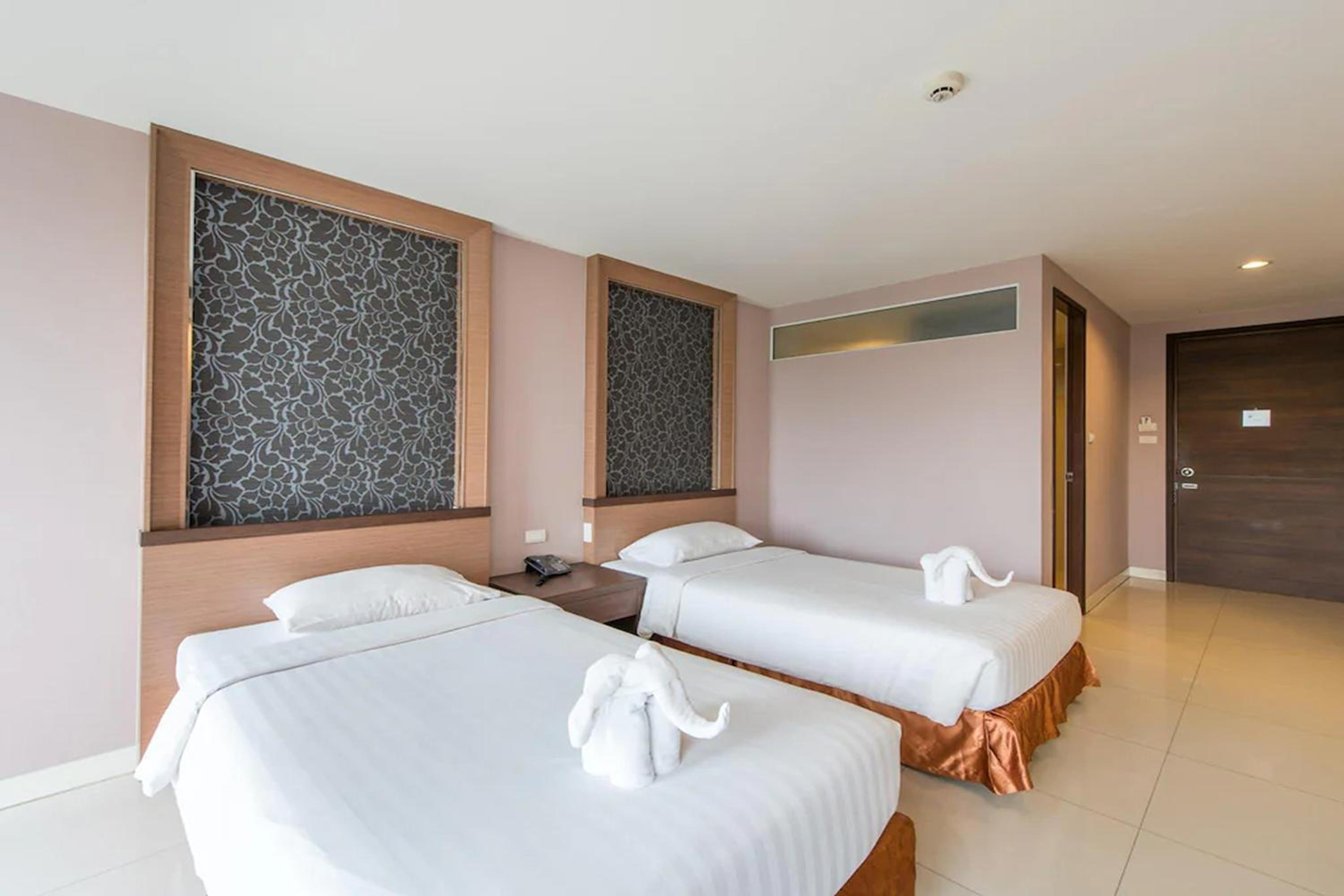 Superior Double or Twin Room - Photo 2