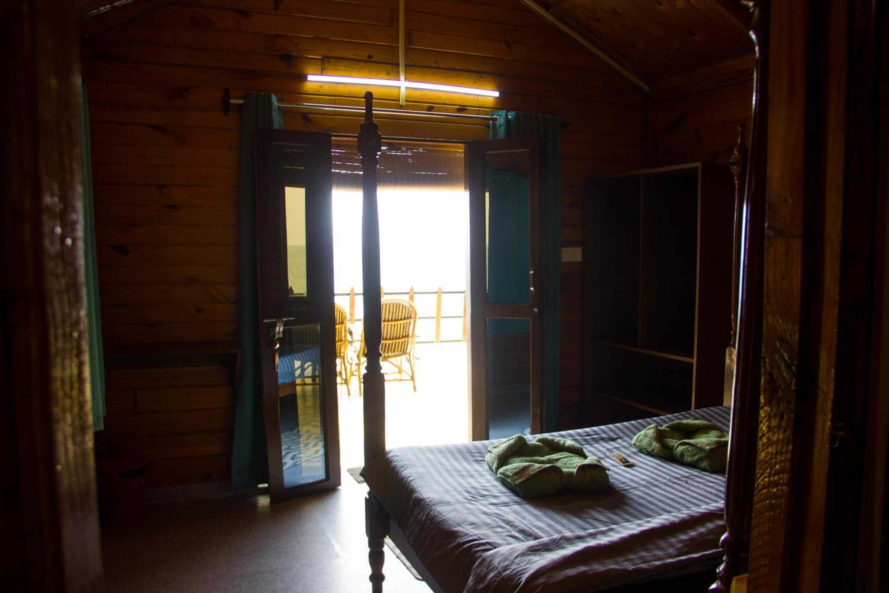 Deluxe Double room with Balcony and Sea View- First floor photo 1