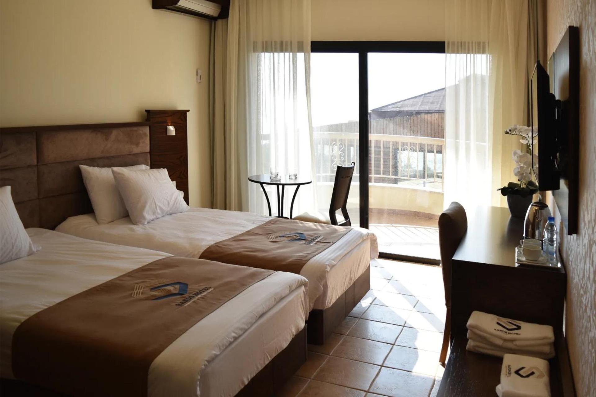 Superior Twin Room photo 3