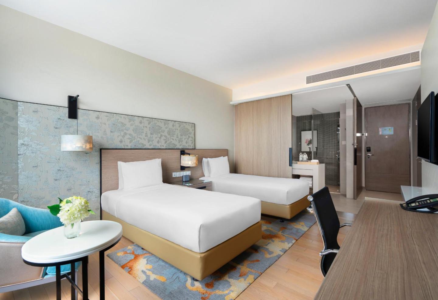 Standard Twin Room photo 2