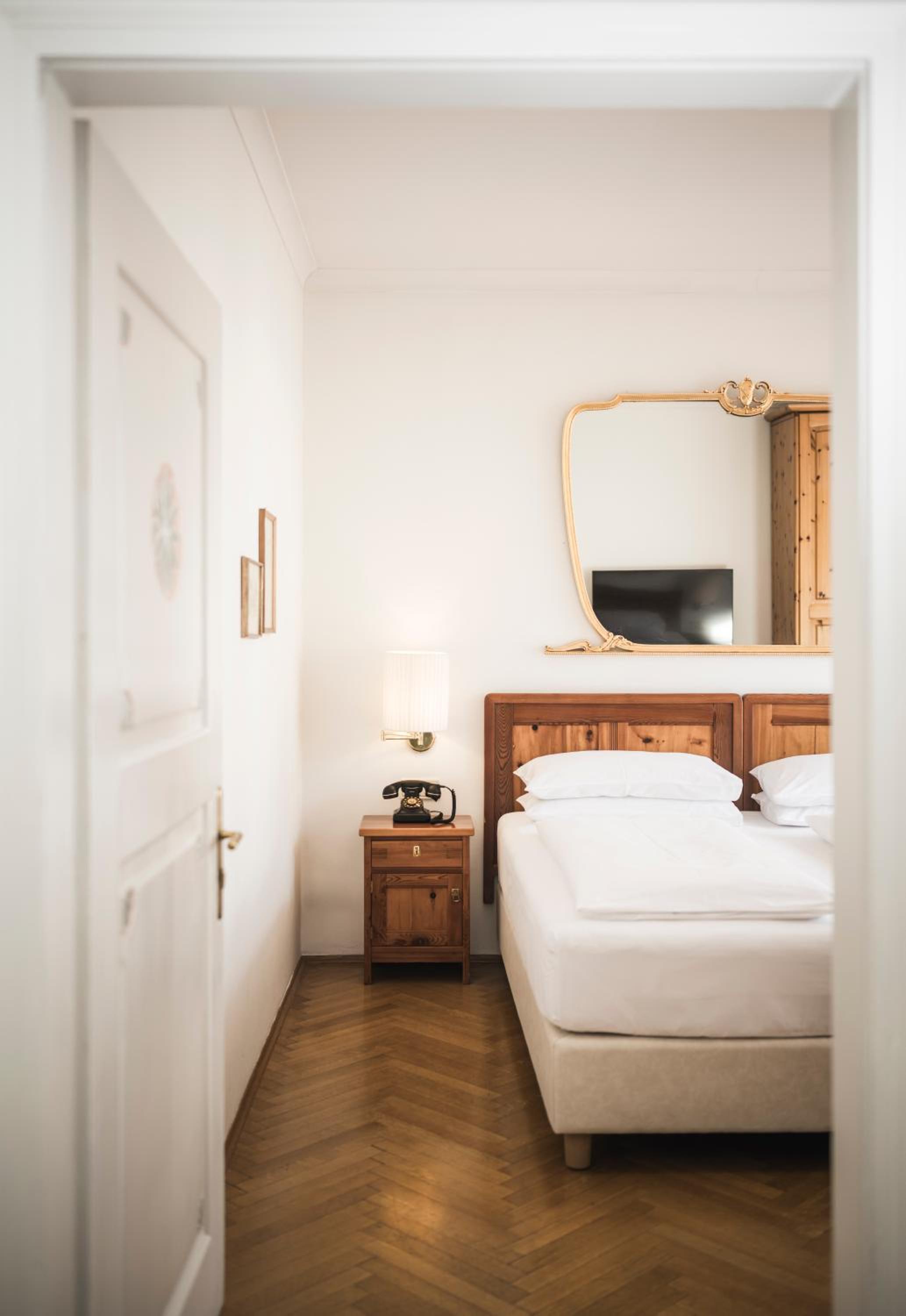 Junior Suite - Photo 6