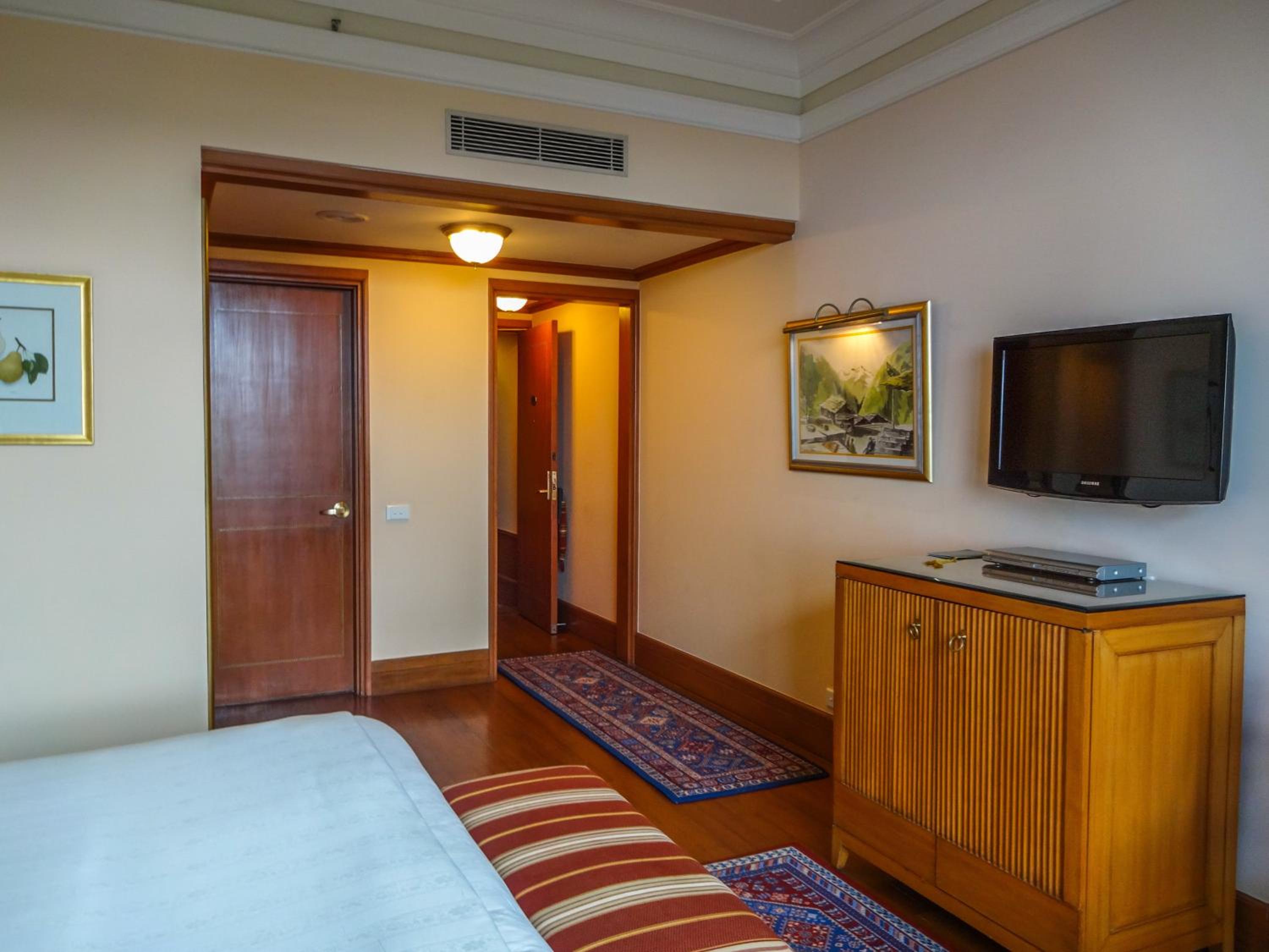 Deluxe Double Room with Garden View photo 2