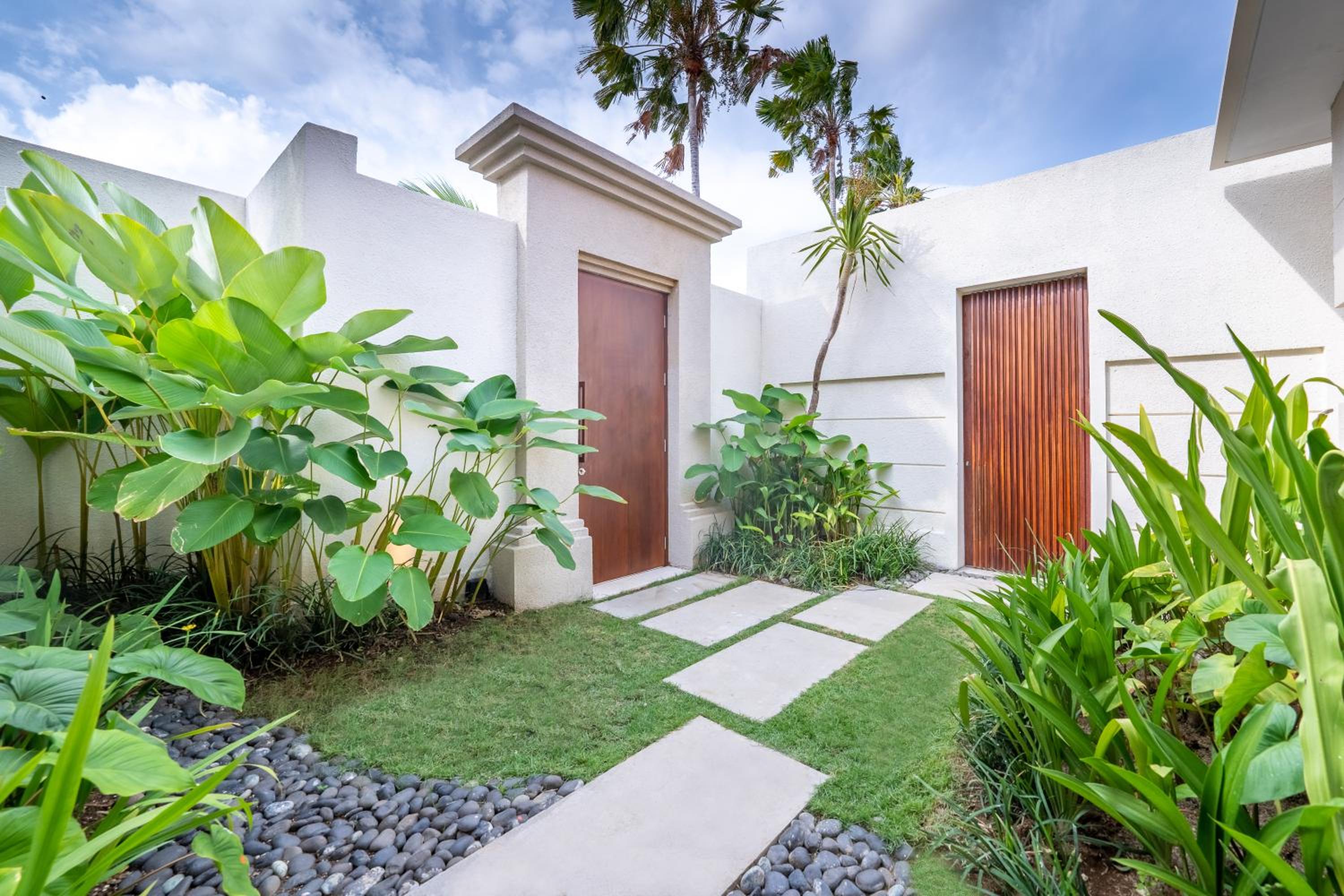 Deluxe Two-Bedroom Villa with Private Pool - Photo 19