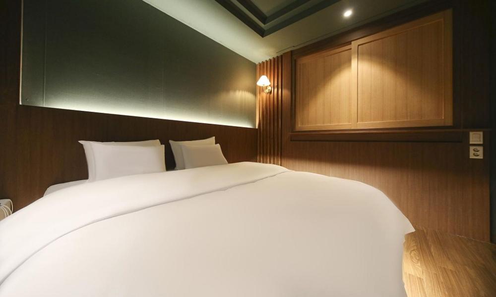 Deluxe Double Room photo 2