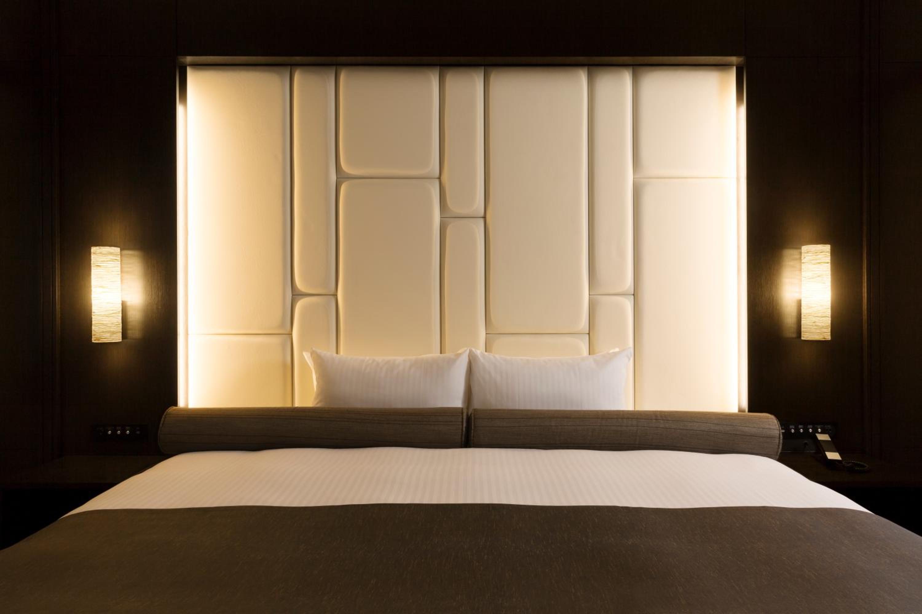 【Grand in Grand】Junior Suite Double with Lounge Access thumbnail 6
