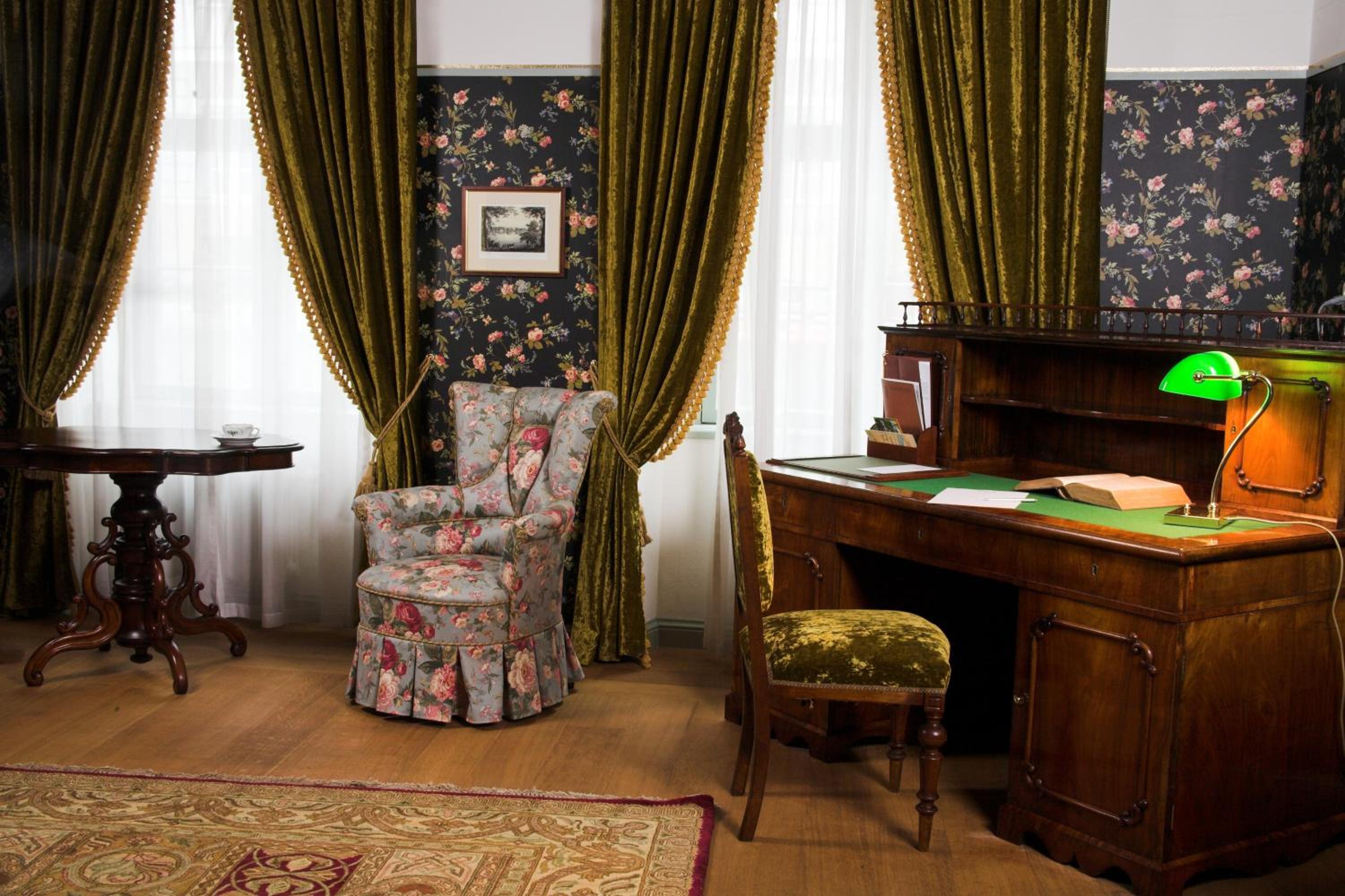 Suite - Photo 4