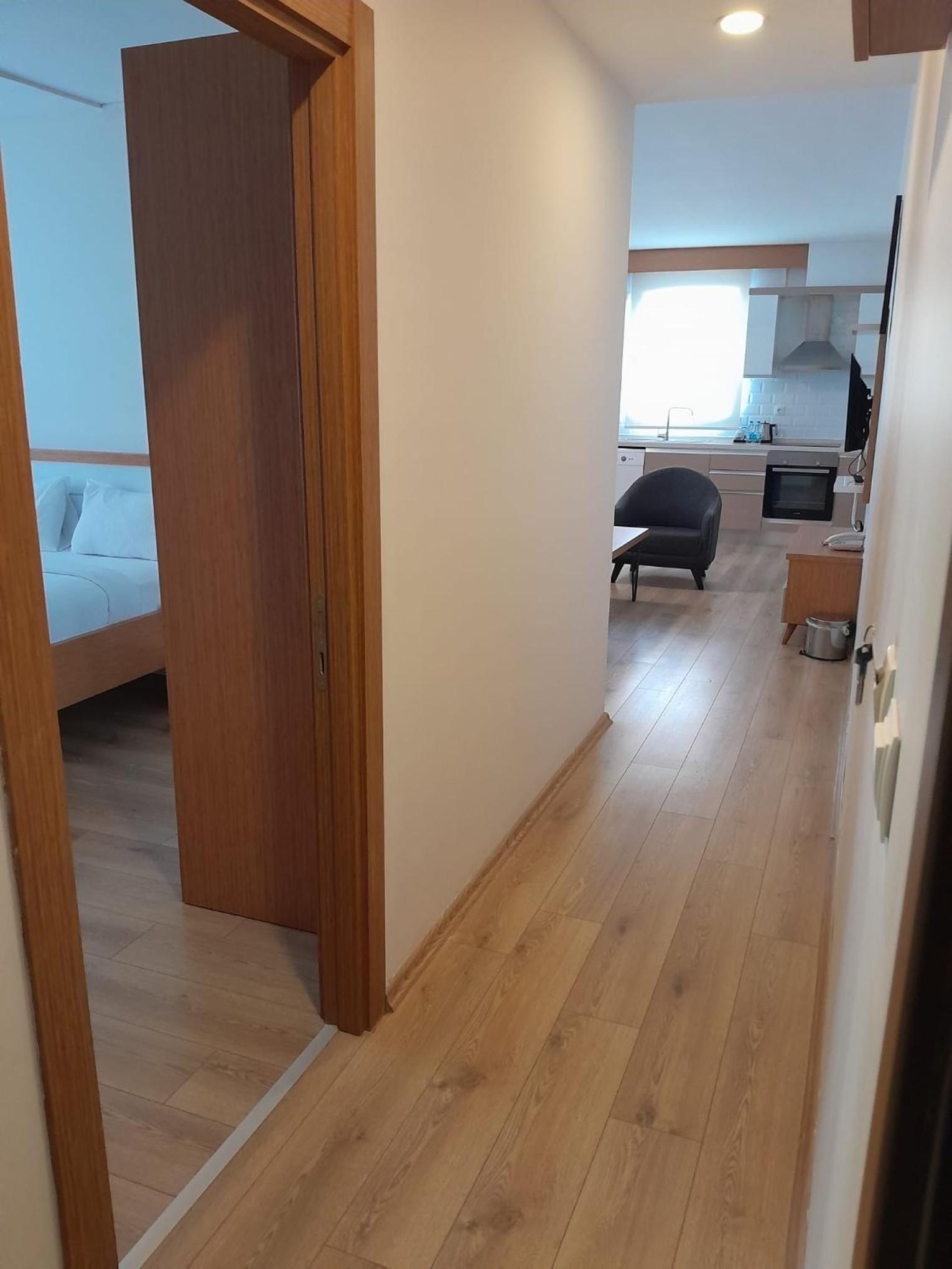 Quadruple Room with Private Bathroom - Photo 2