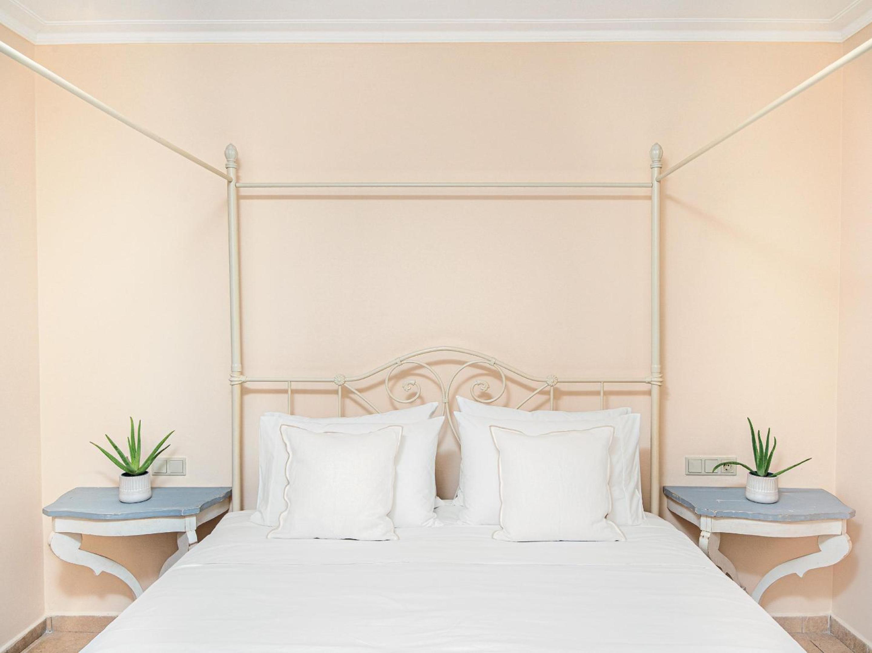 Junior Bungalow Suite