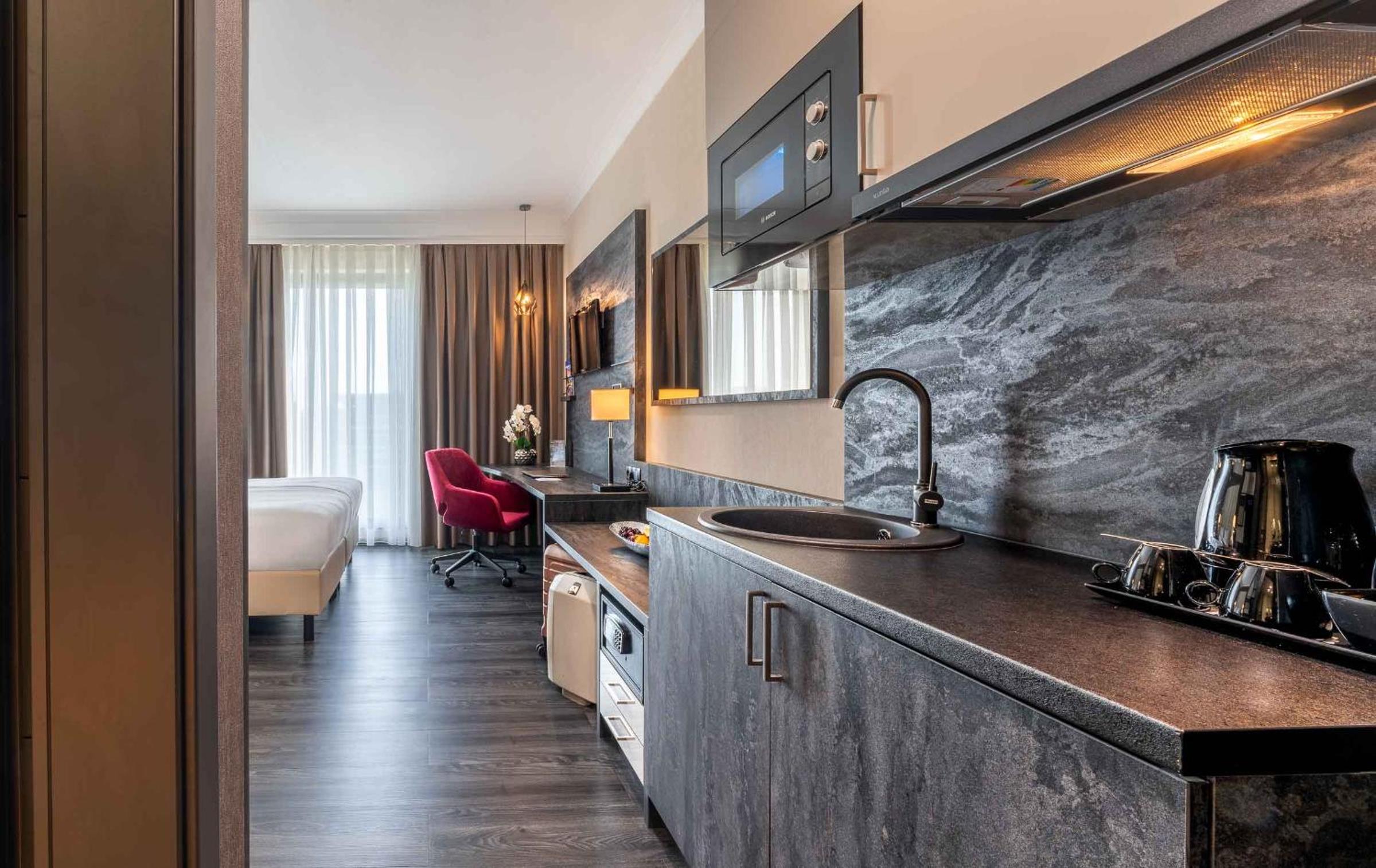 Standard Room - Photo 26