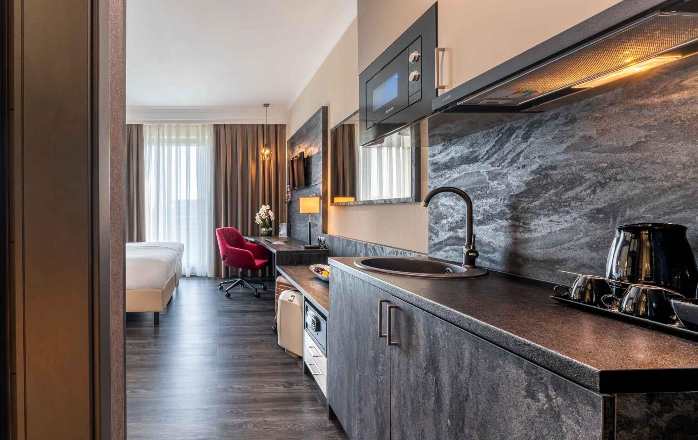 Standard Room - Photo 23