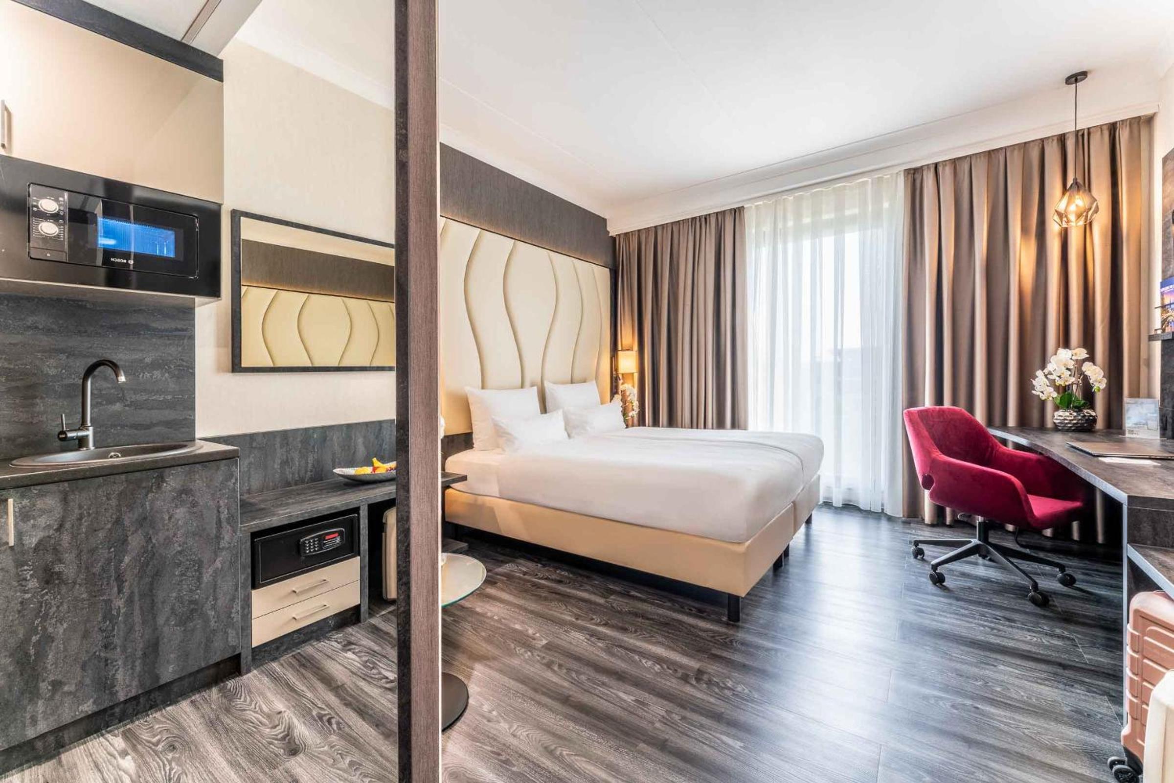 Standard Room - Photo 32