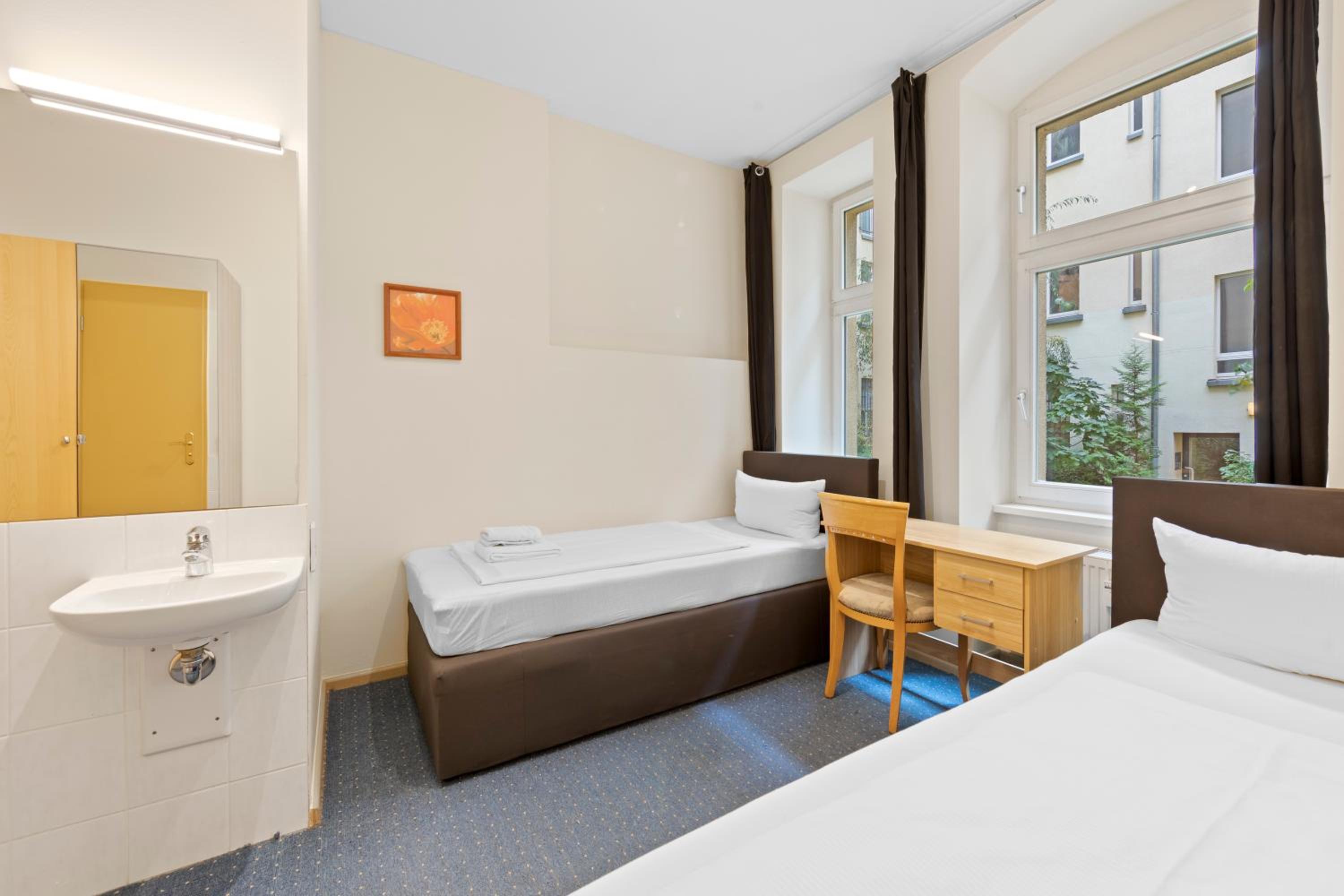 Twin Room photo 3