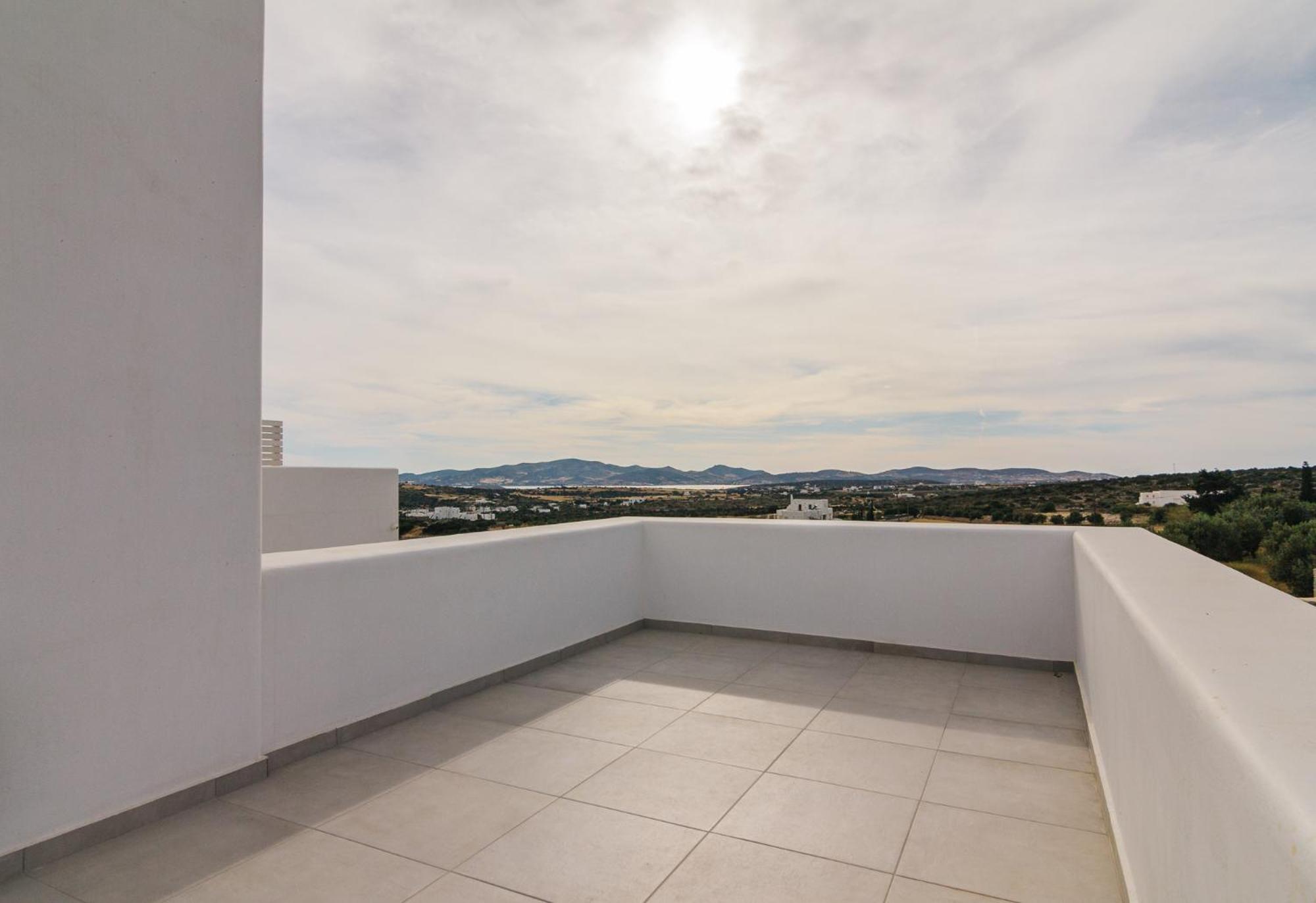 Junior Suite with Sea View - Photo 13
