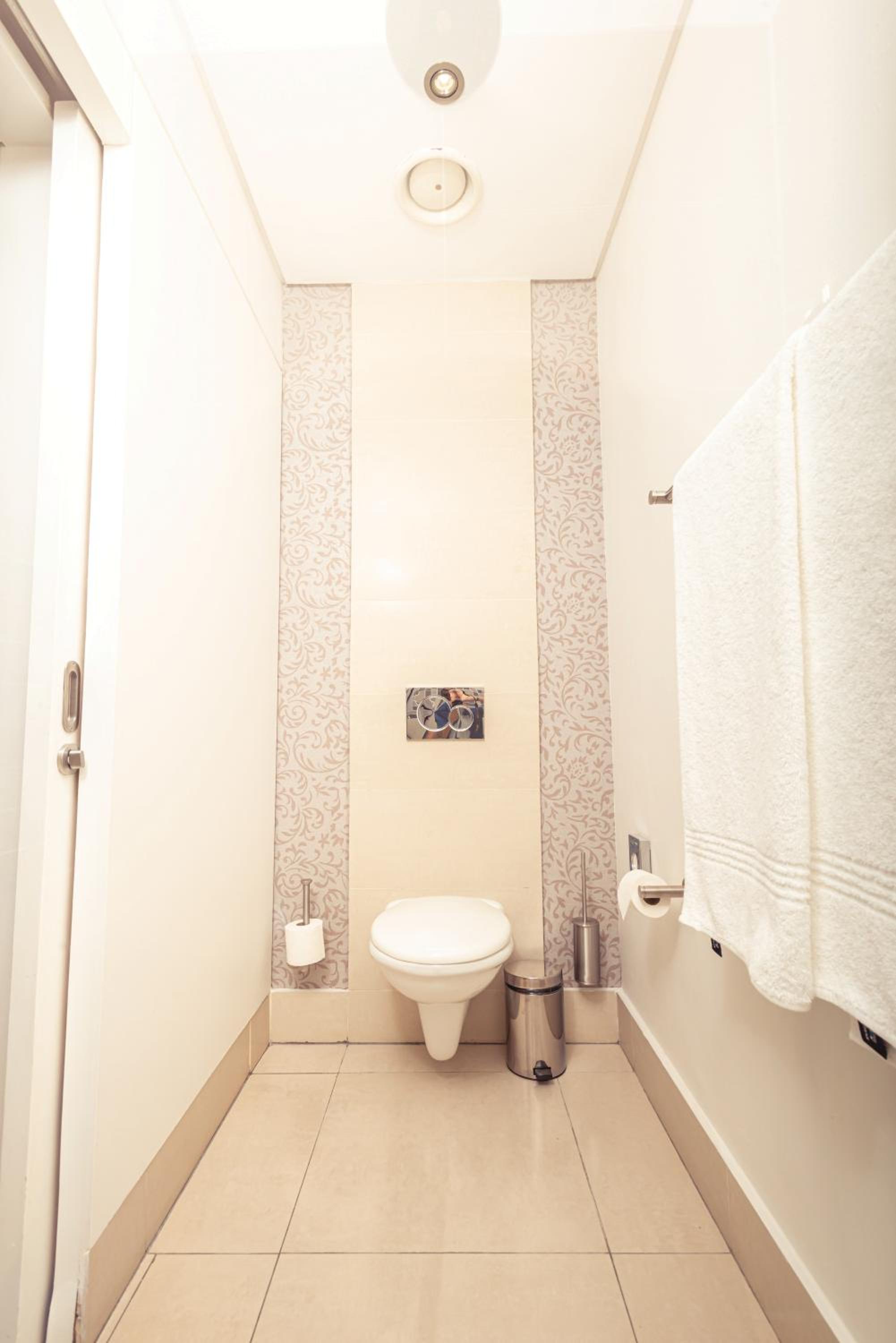 Deluxe Room - Photo 3