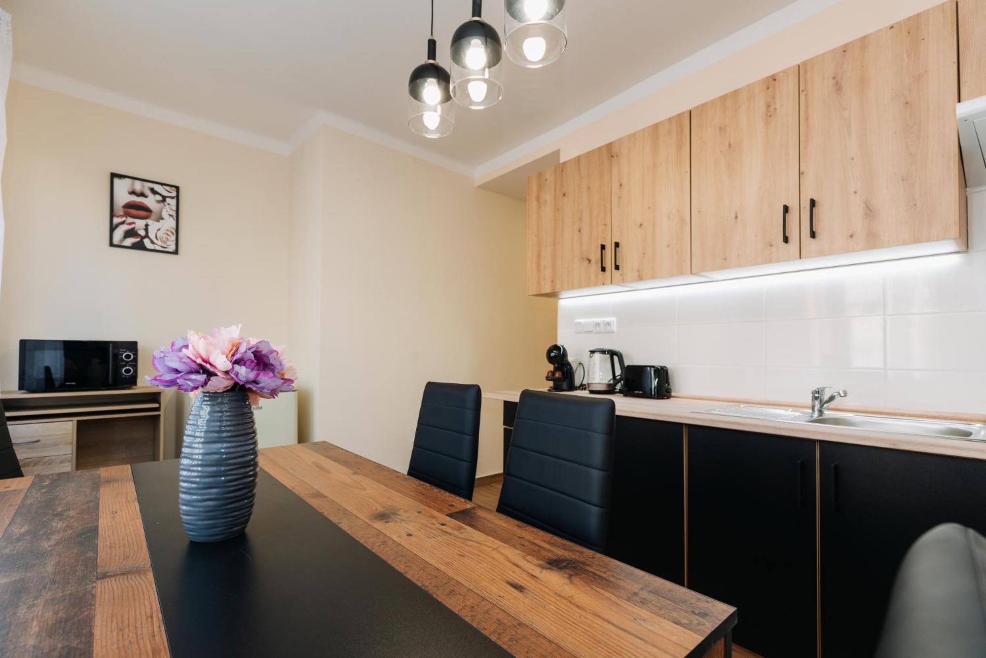 Apartment - Photo 8
