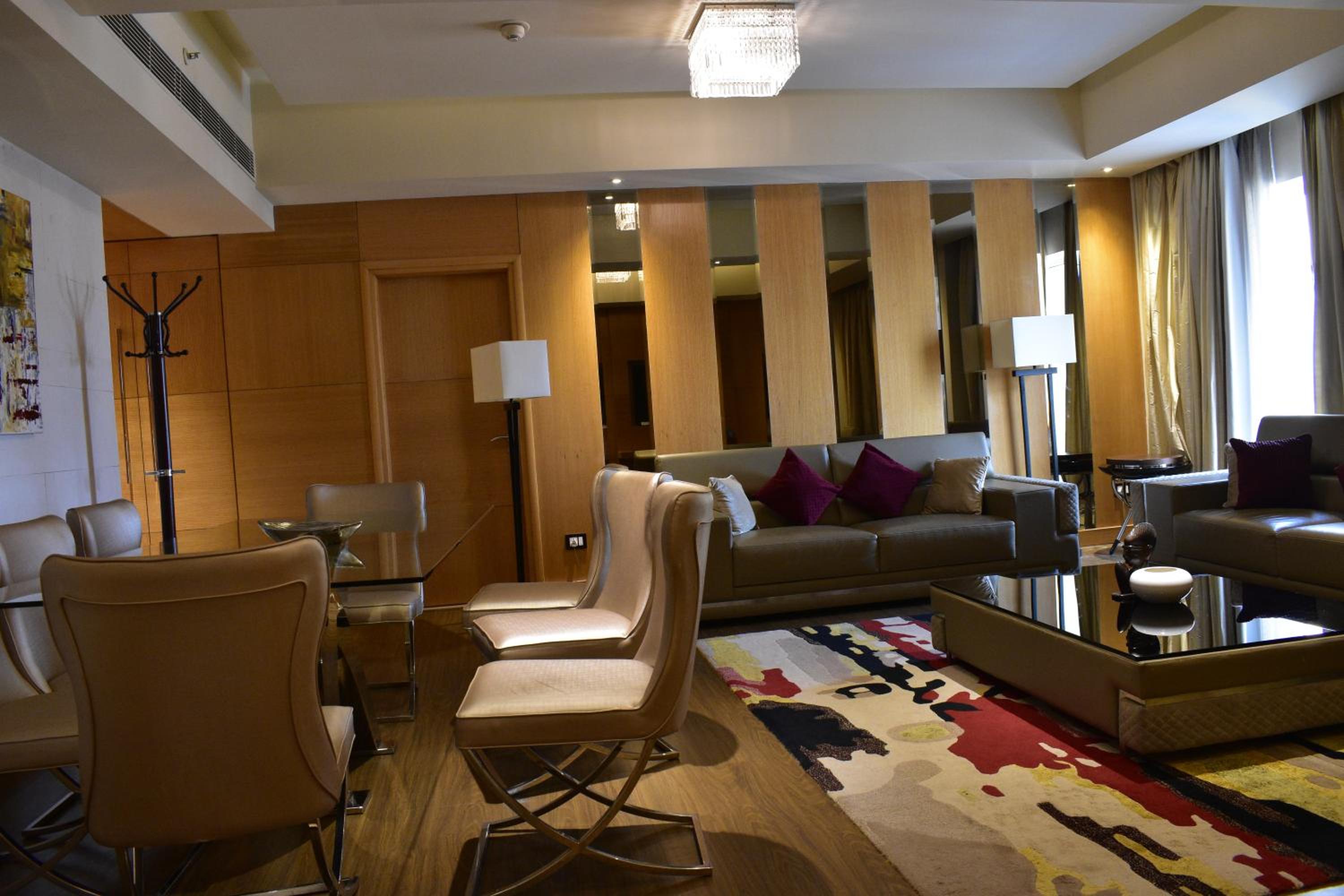 Presidential Suite ,15% discount on Food and Soft beverages,02hr of Early check-in or late check-out (subject to availability)