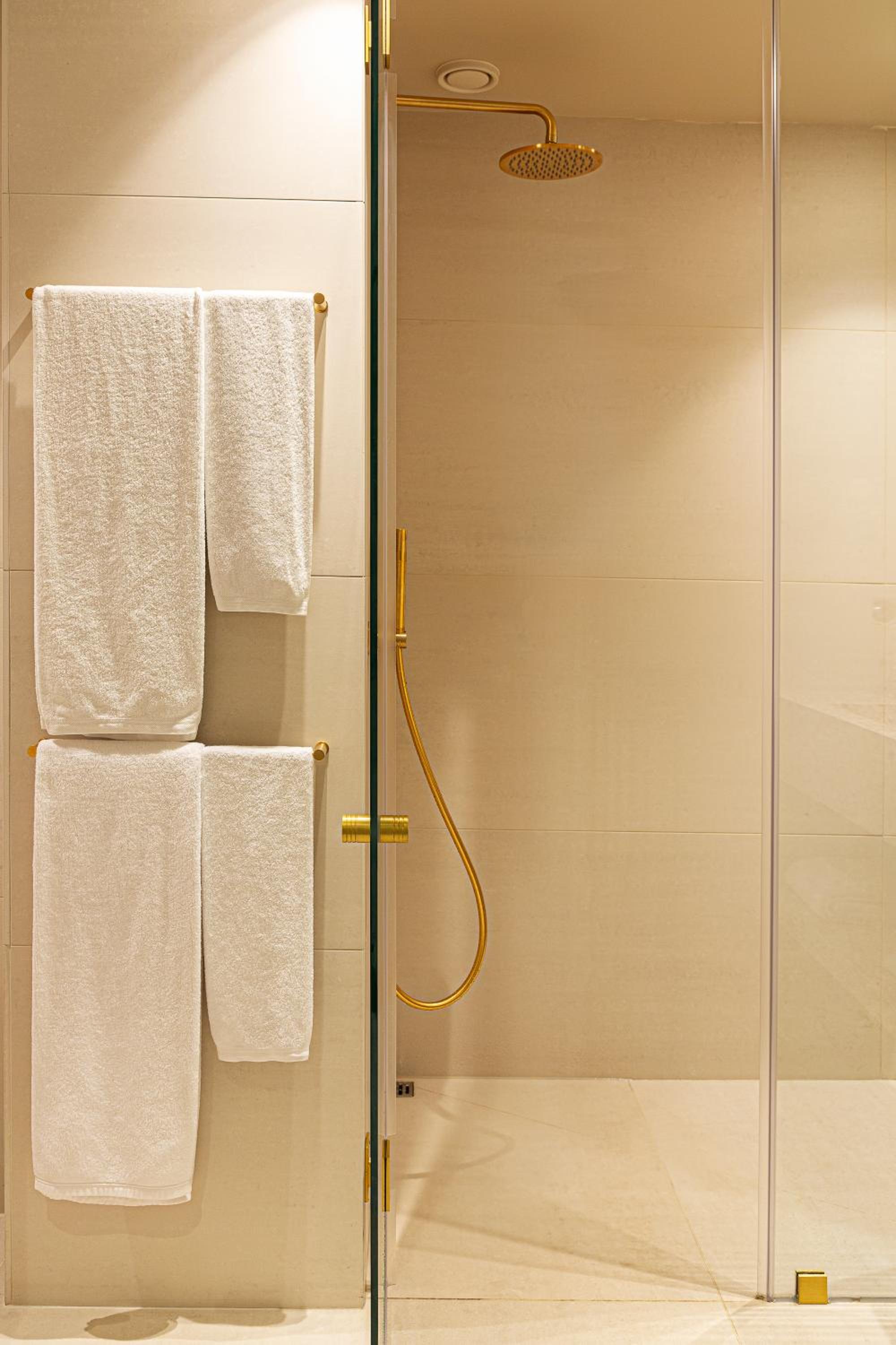 Premium Double Room with Sea View - Photo 7
