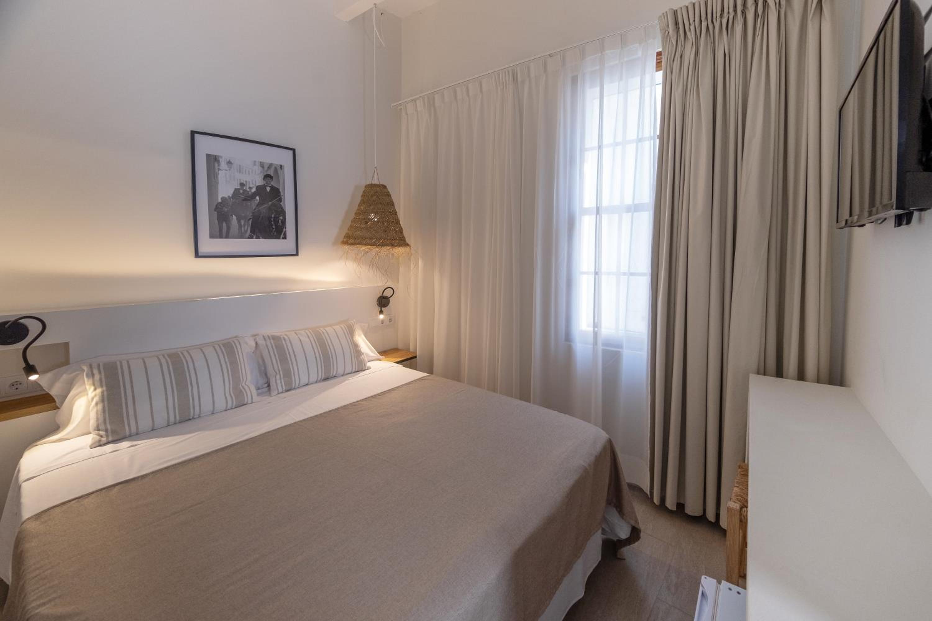 Small Double Room photo 2
