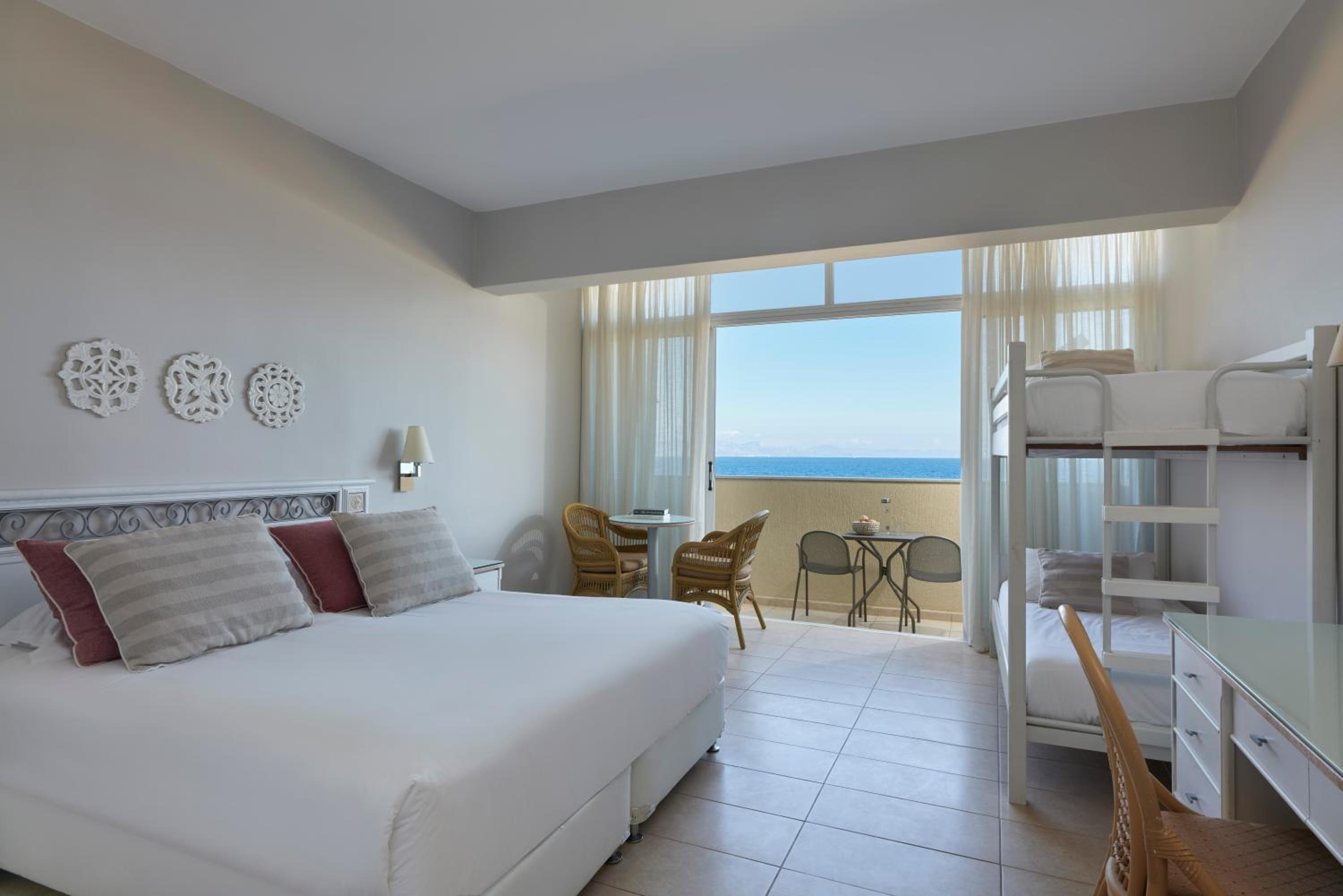 Family Room Sea View