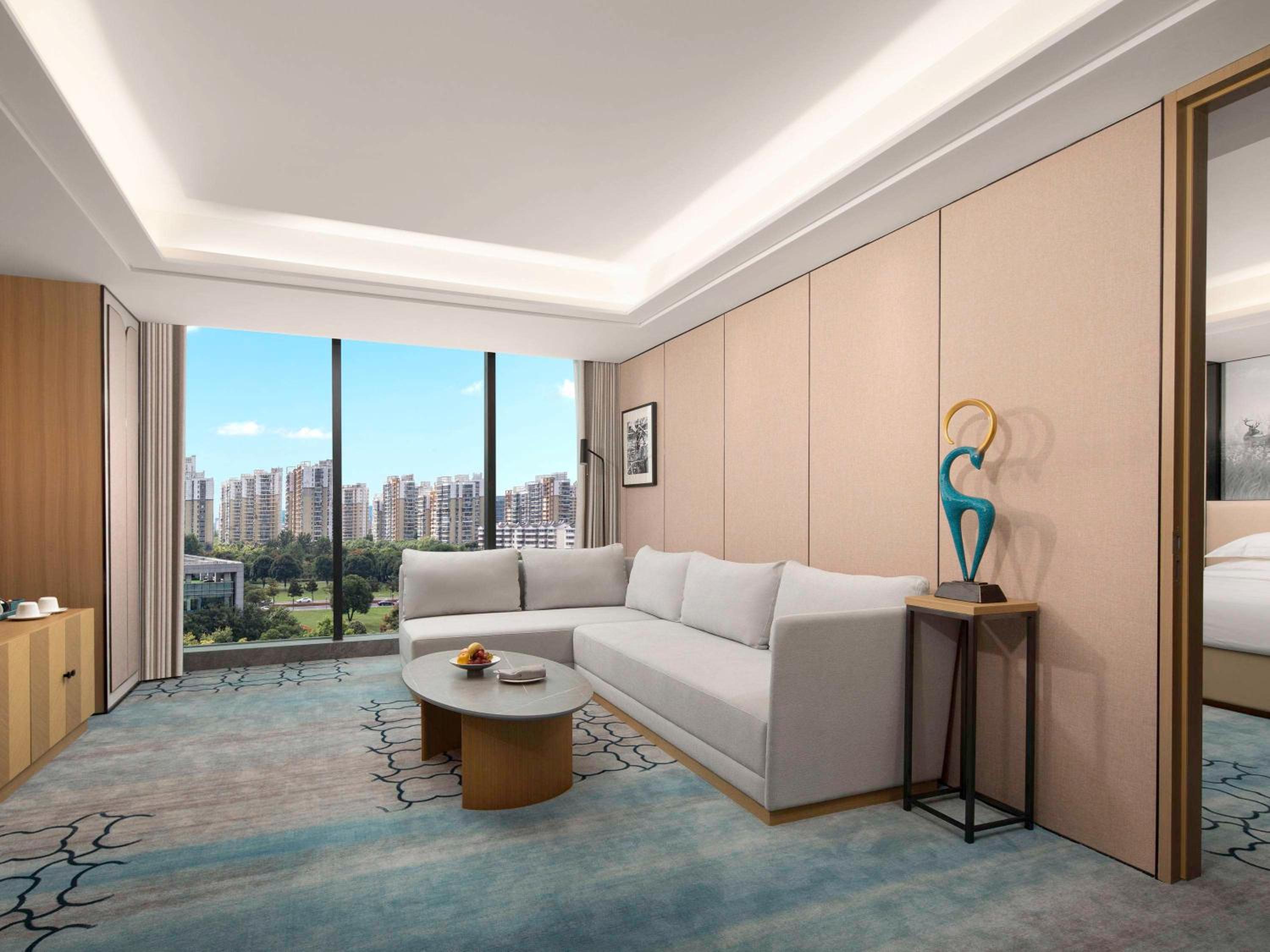 Superior Suite With Lounge Access photo 1