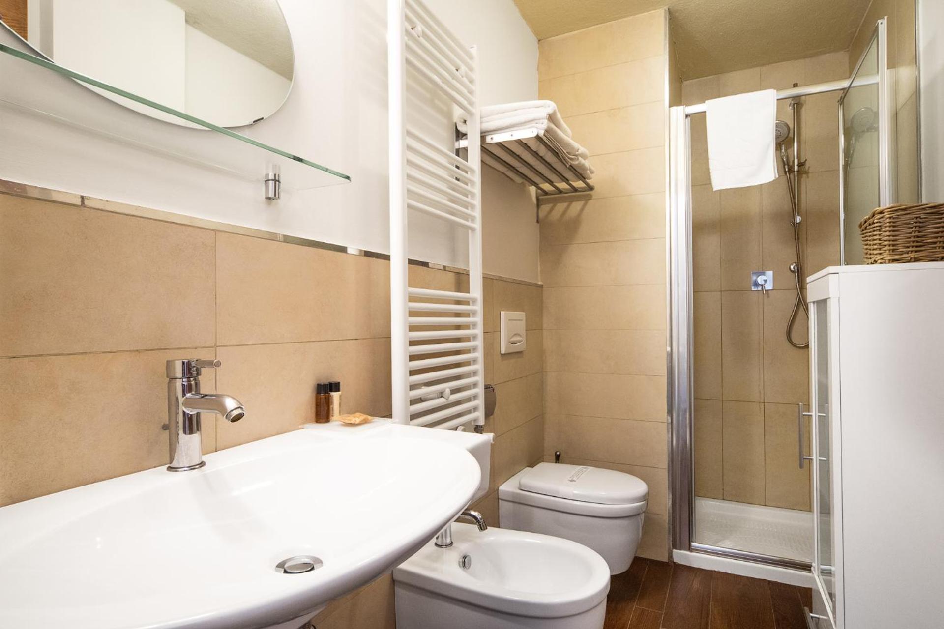 Double or Twin Room with Mountain View photo 2