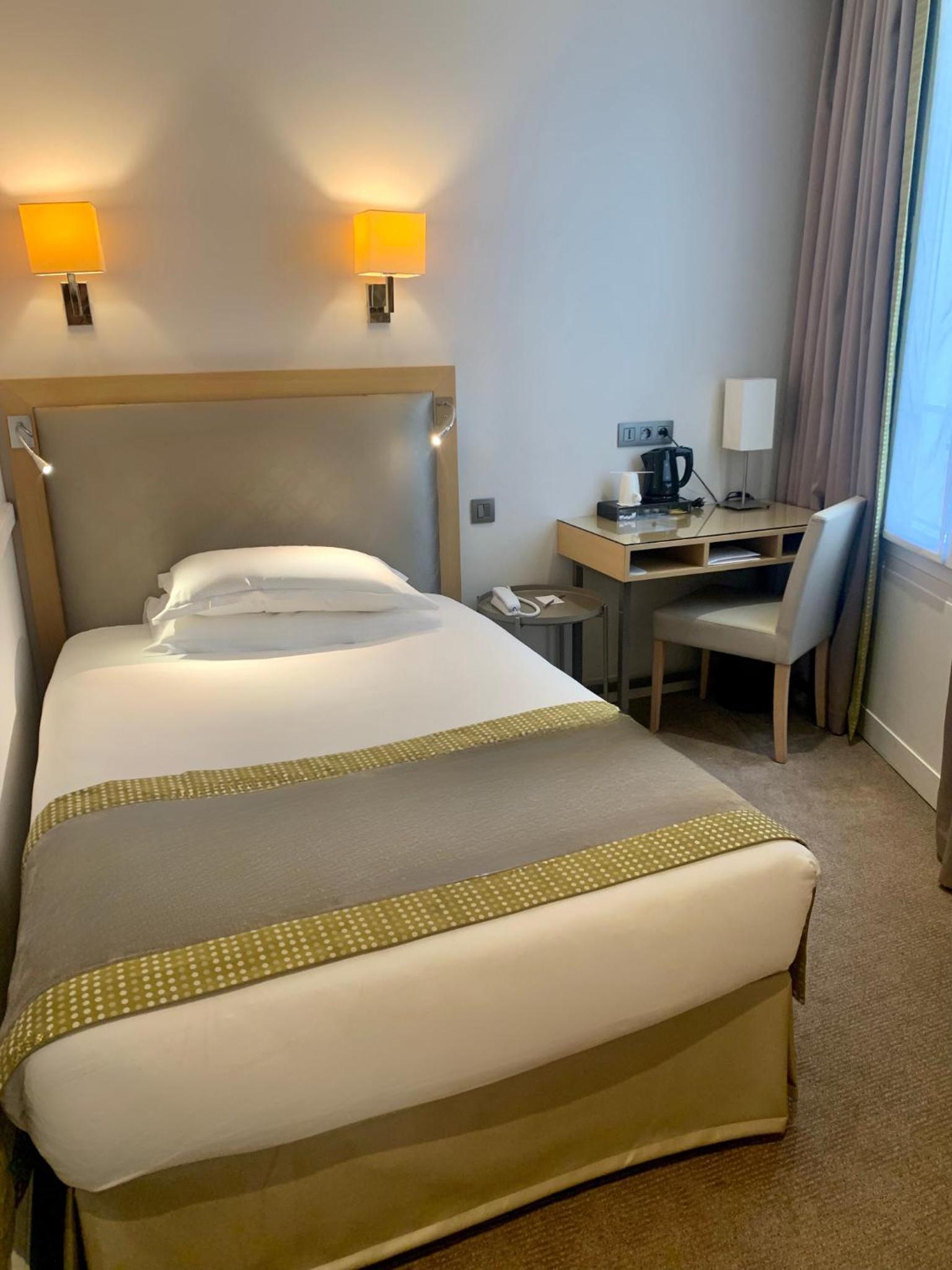 Classic Single Room