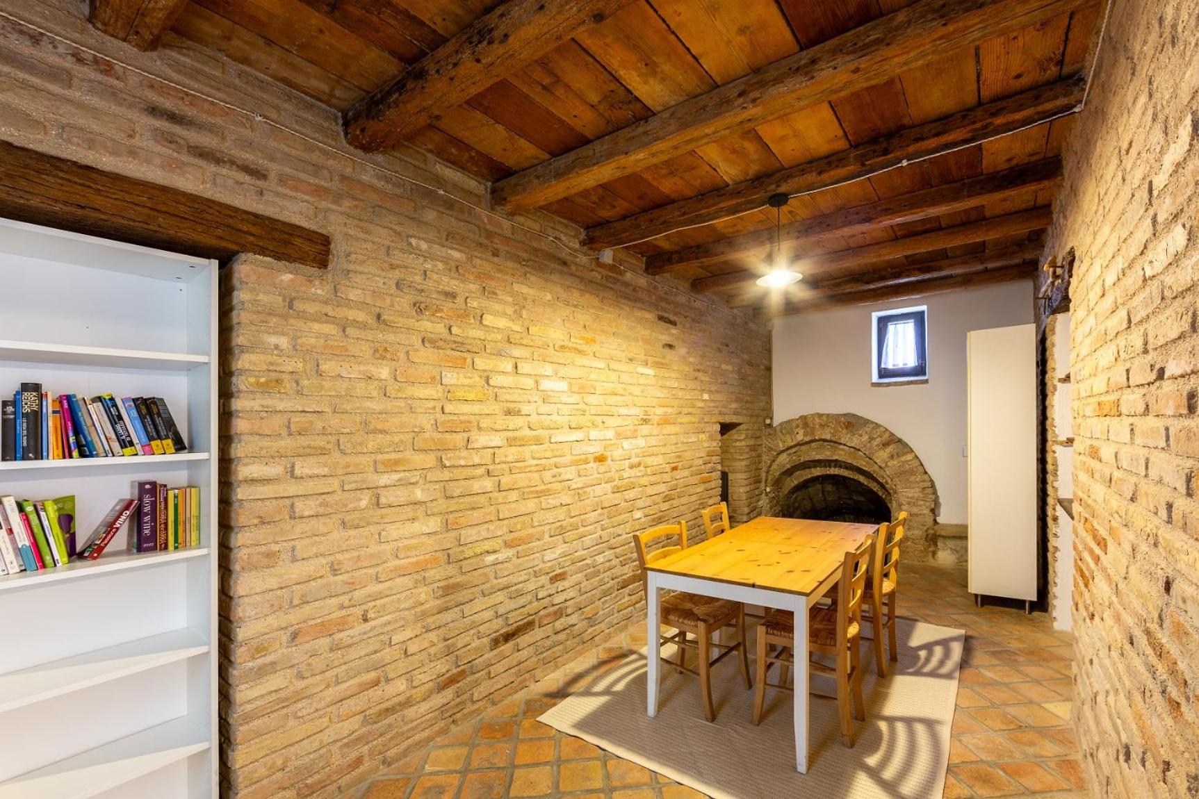 One-Bedroom House photo 2