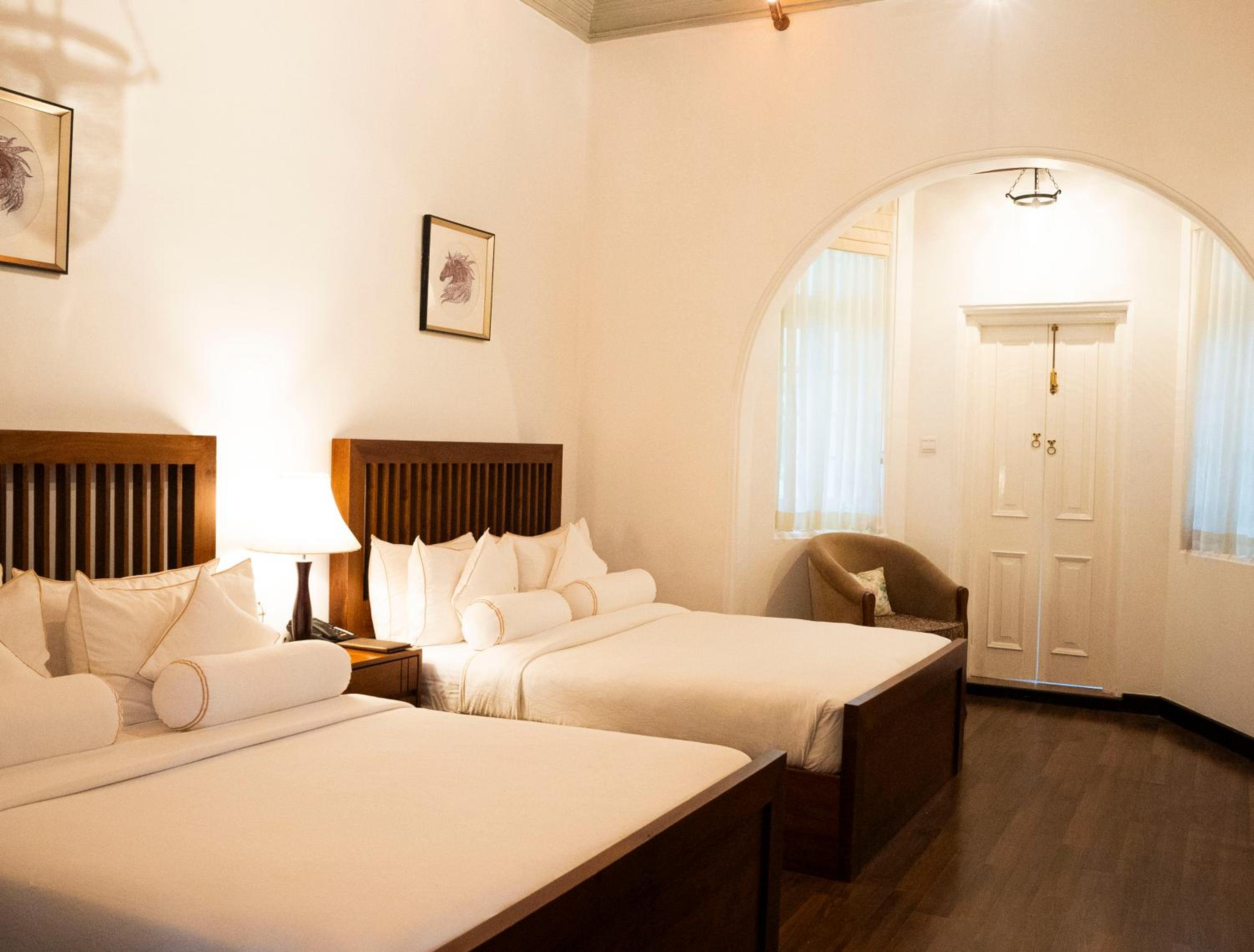 Deluxe Quadruple Room - Photo 8