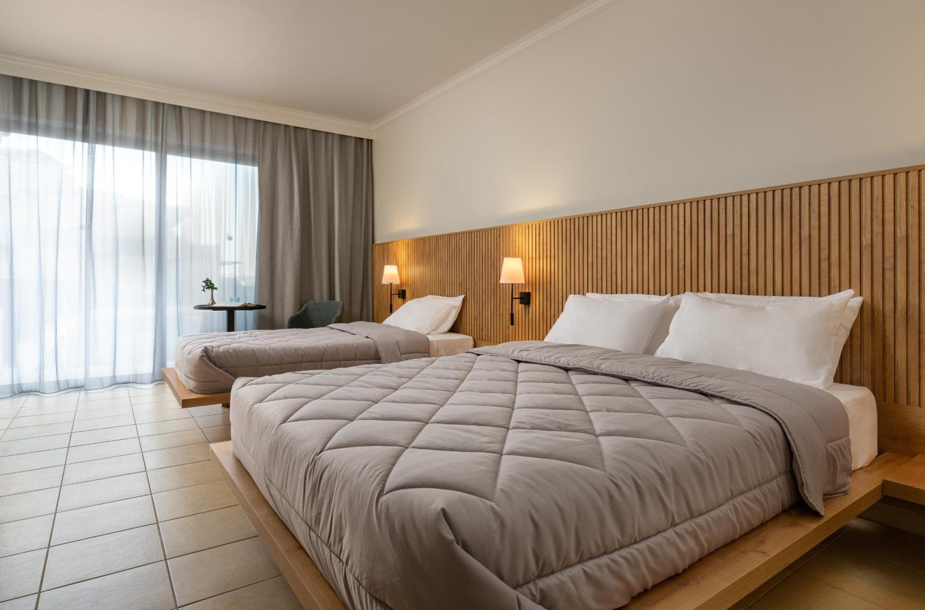 Double Or Twin Room With Garden View photo 2