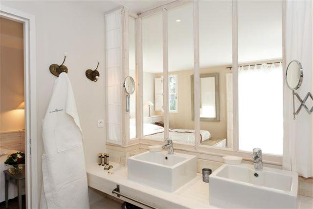 Suite - Photo 5