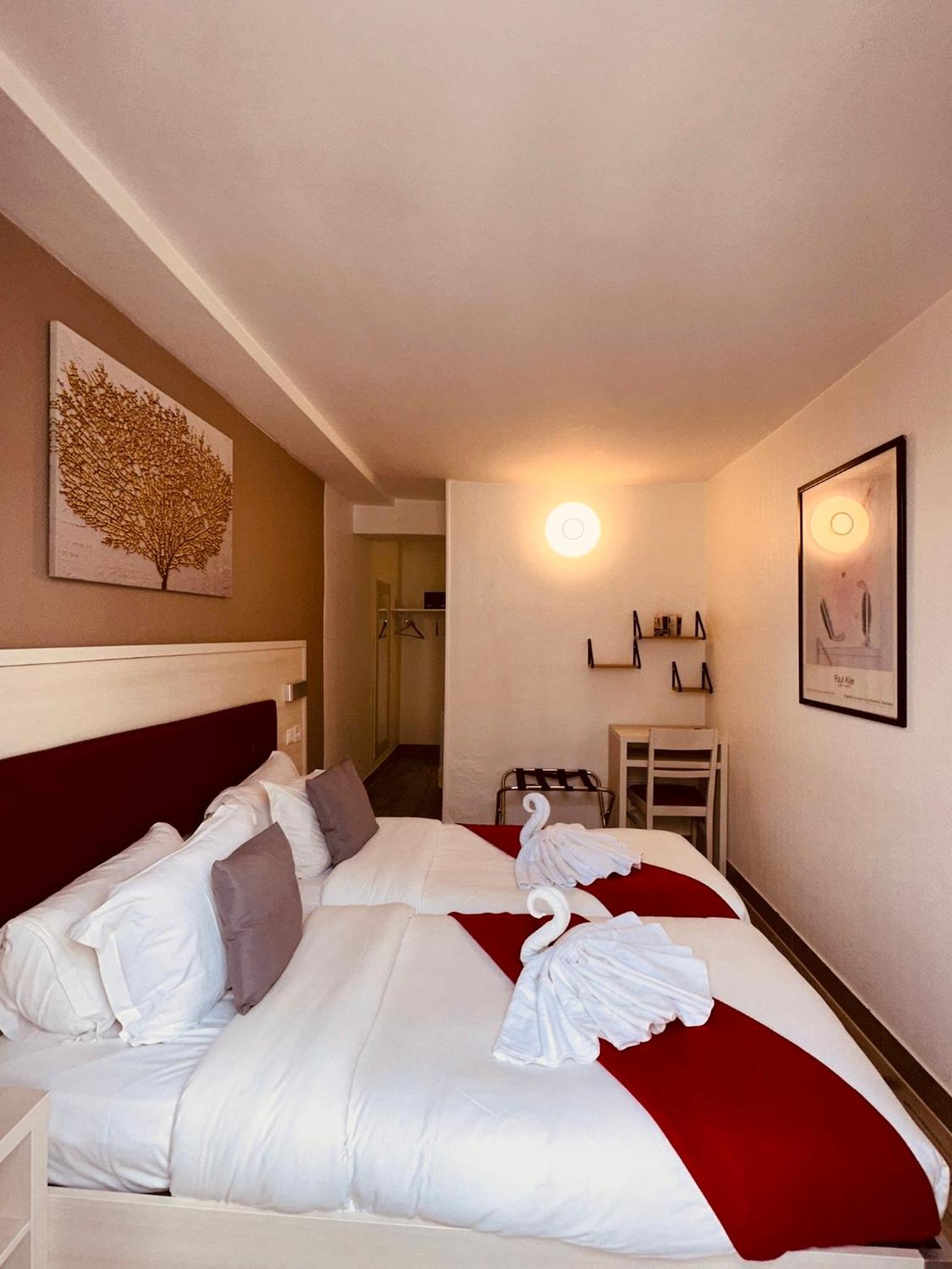 Twin Room photo 1