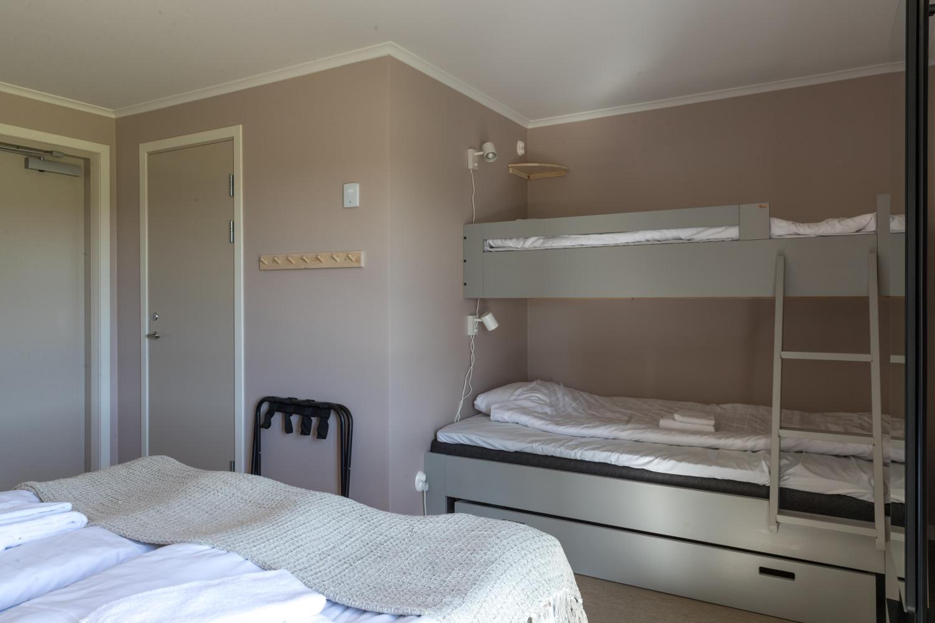 Superior Quadruple Room - Photo 2