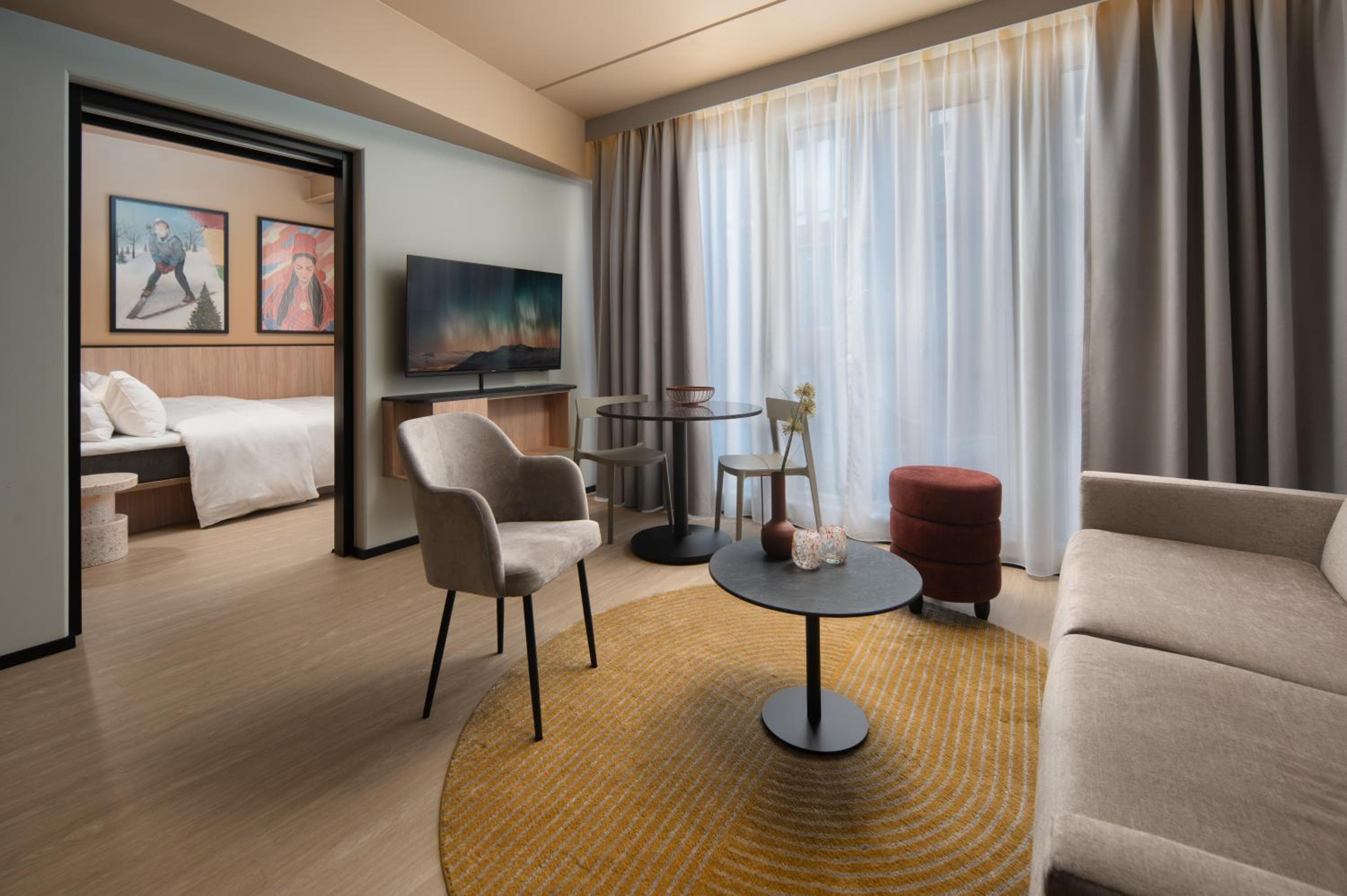 One-Bedroom Apartment - Photo 16