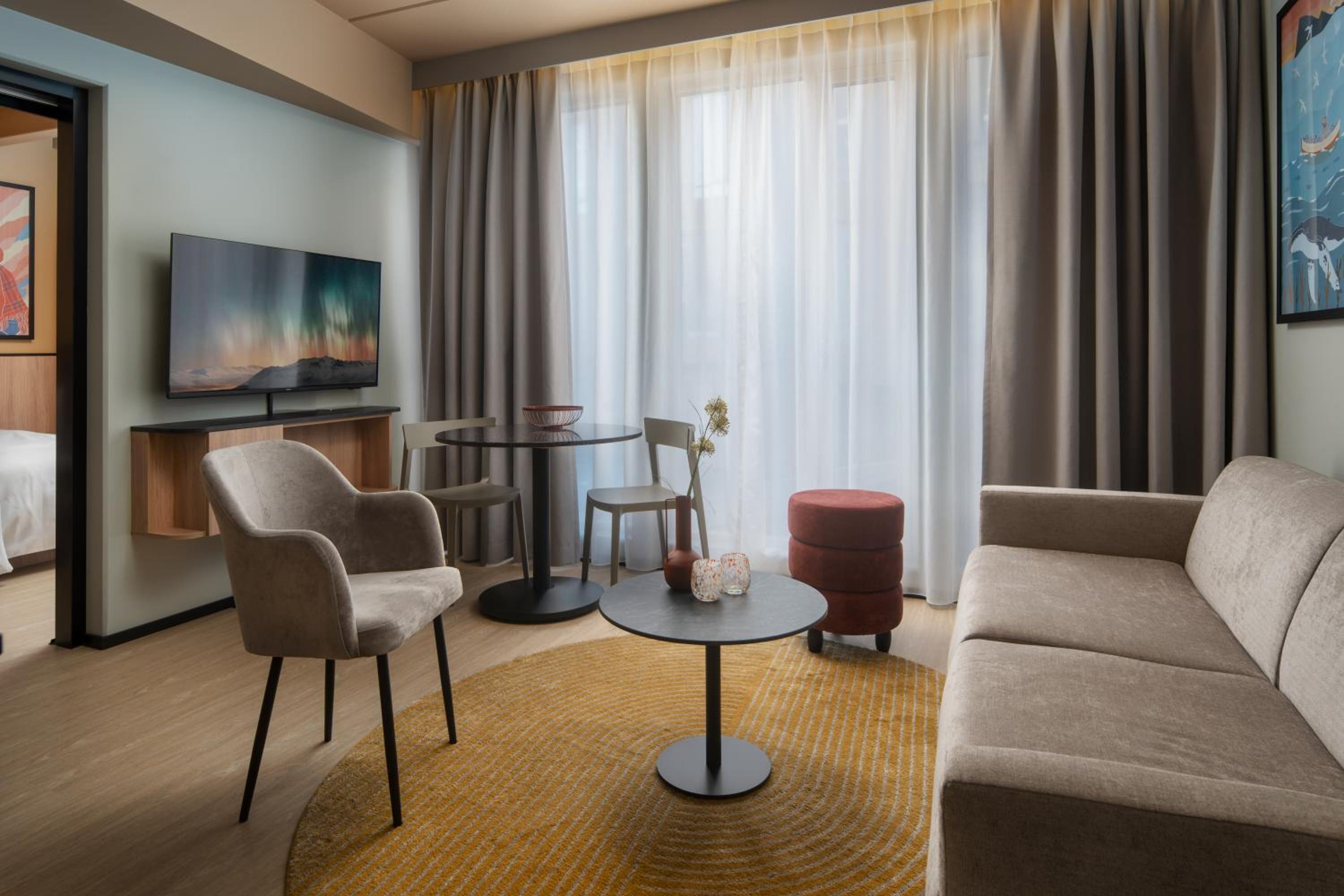 One-Bedroom Apartment - Photo 18