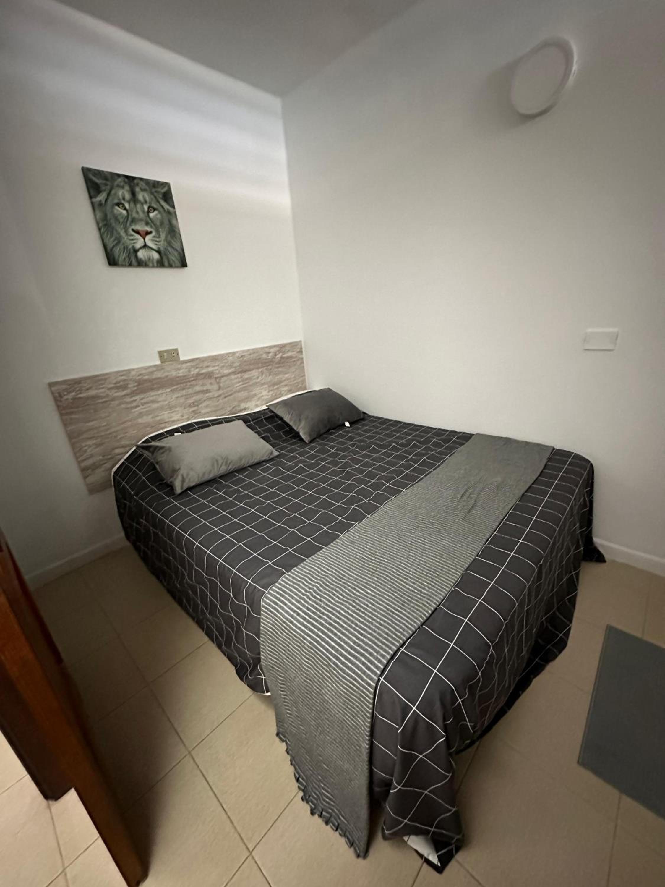 Apartamento con vista a la piscina