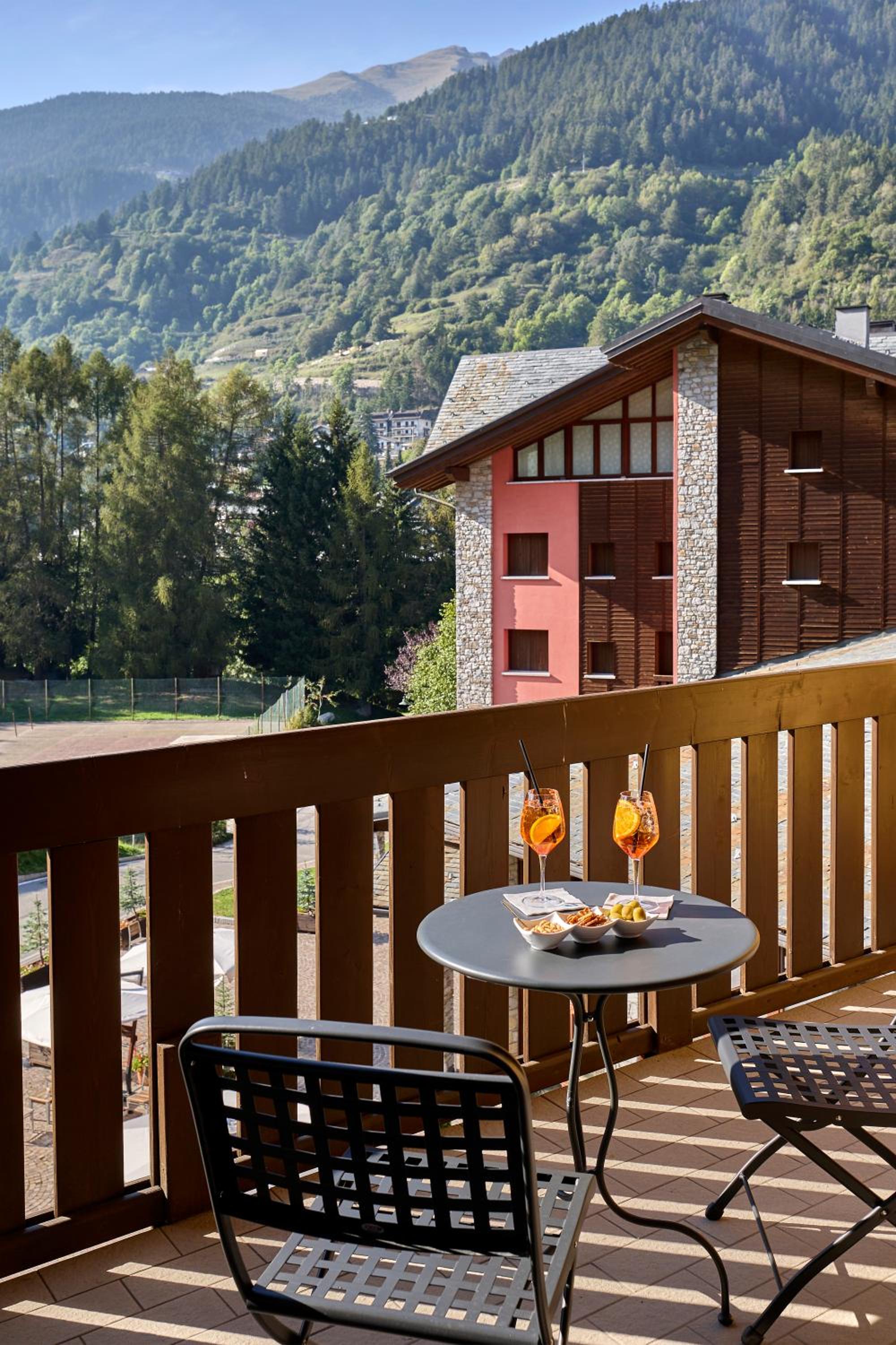 Junior Suite with Balcony photo 2