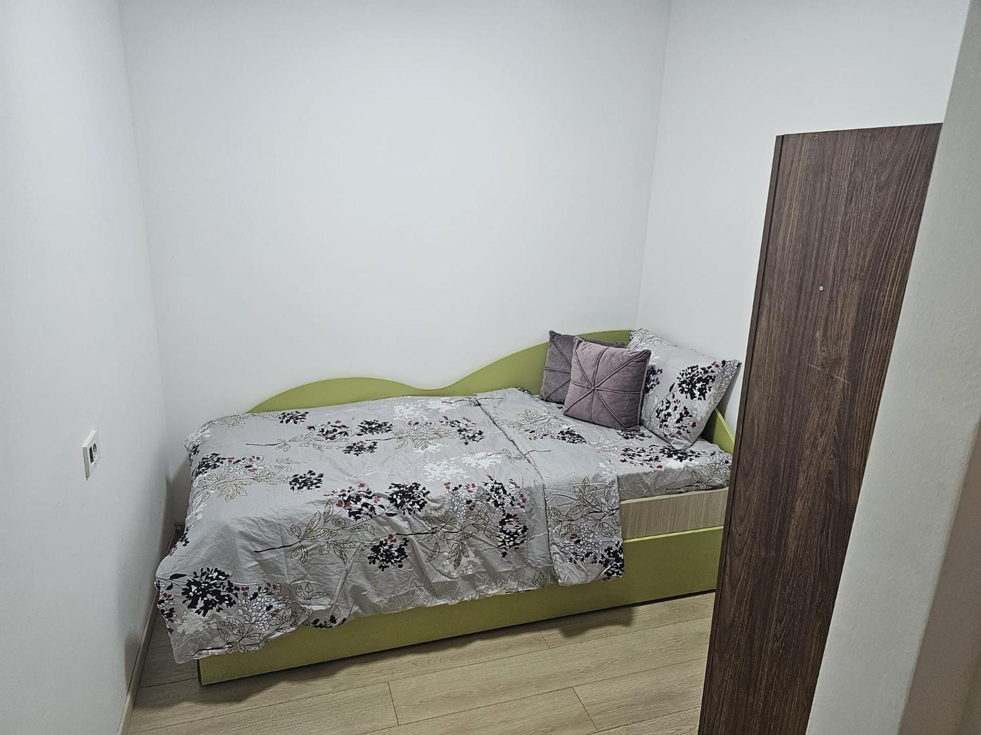 Single Room With Shared Bathroom