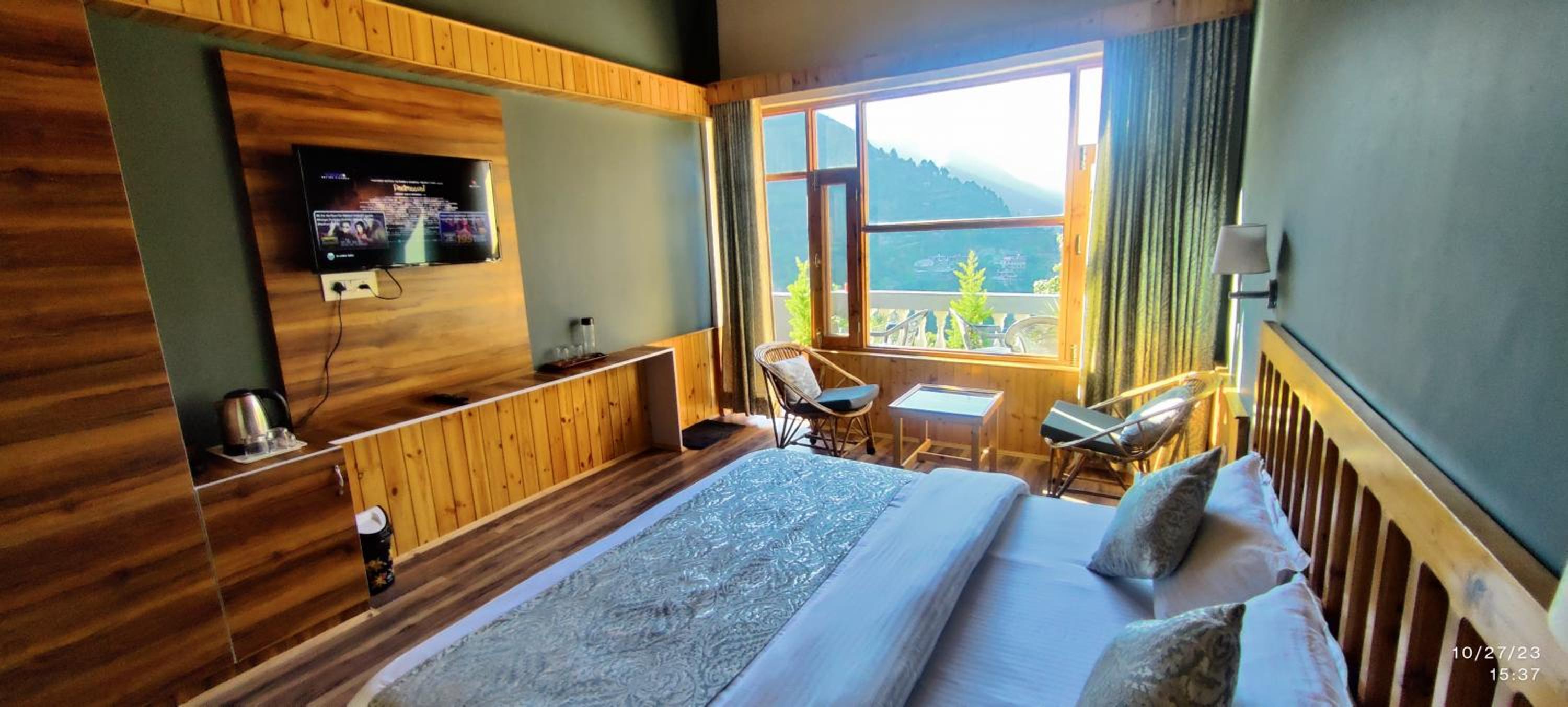 Double Room with Mountain View - Photo 7