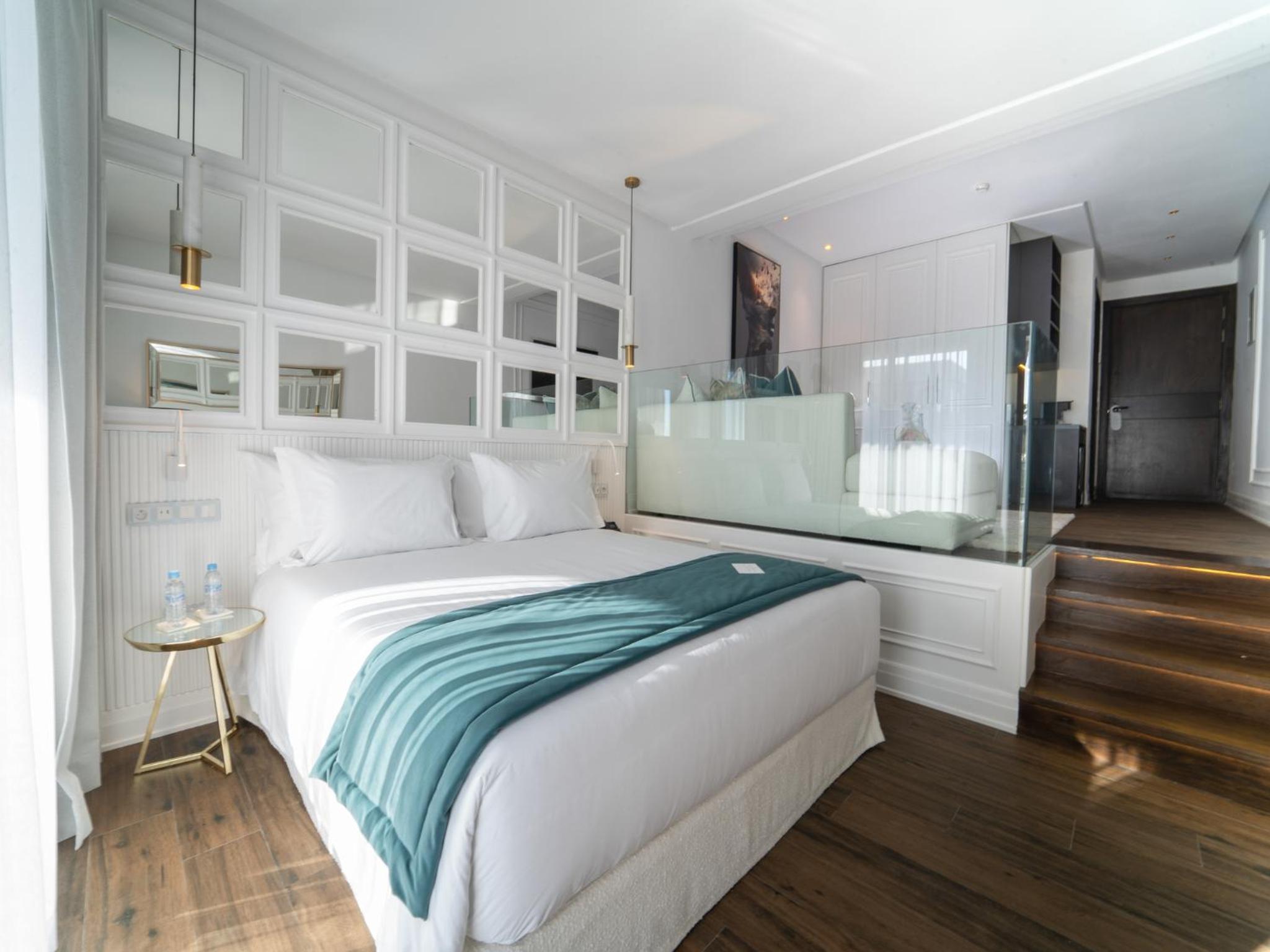 Twin Room with Terrace photo 2