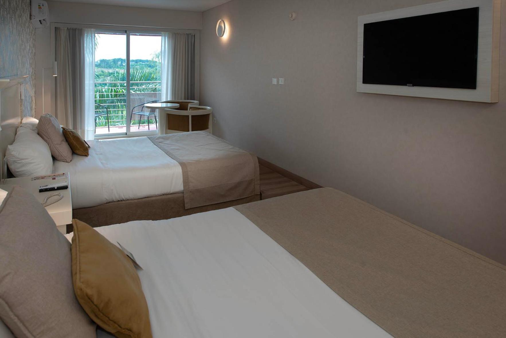 Standard Twin Room with River View