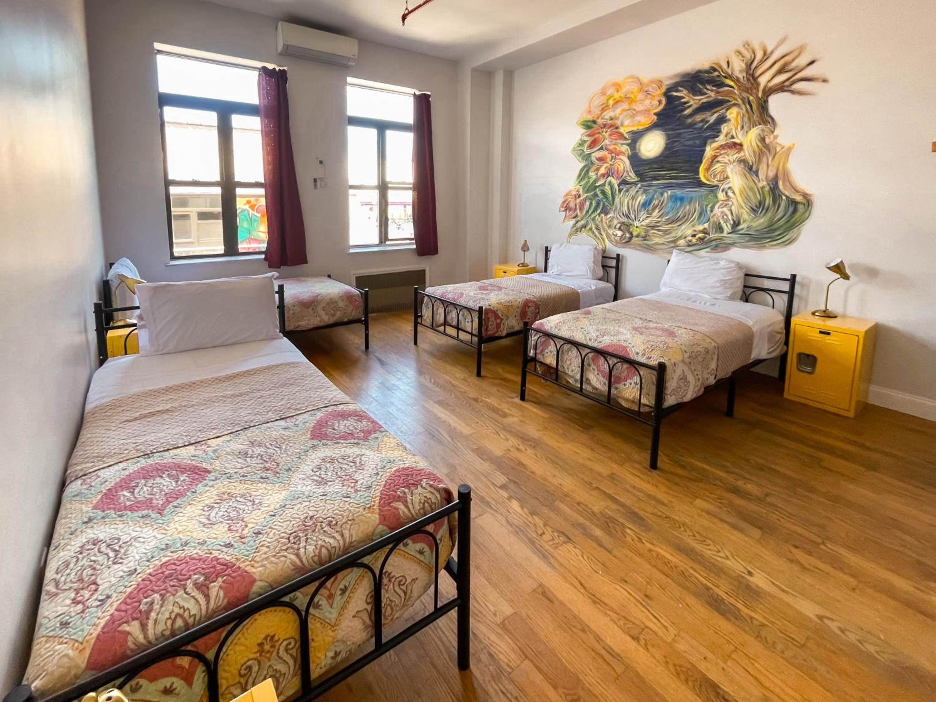 Single Bed in 4-Bed Female Dormitory With Private Bathroom photo 3