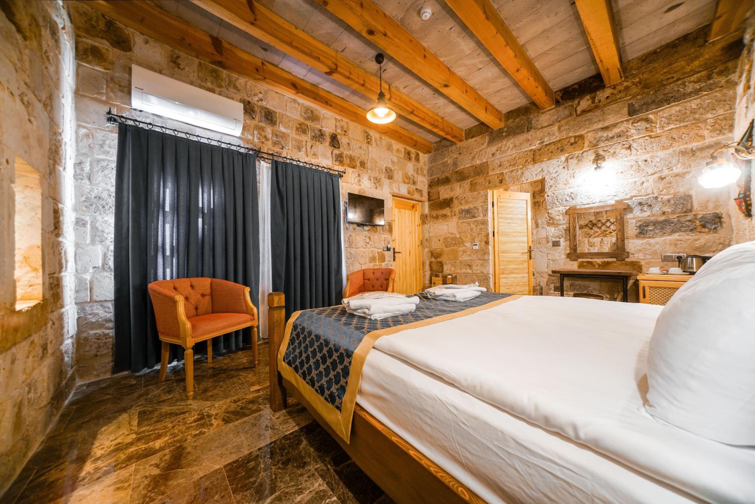 Deluxe Double Room - Photo 3