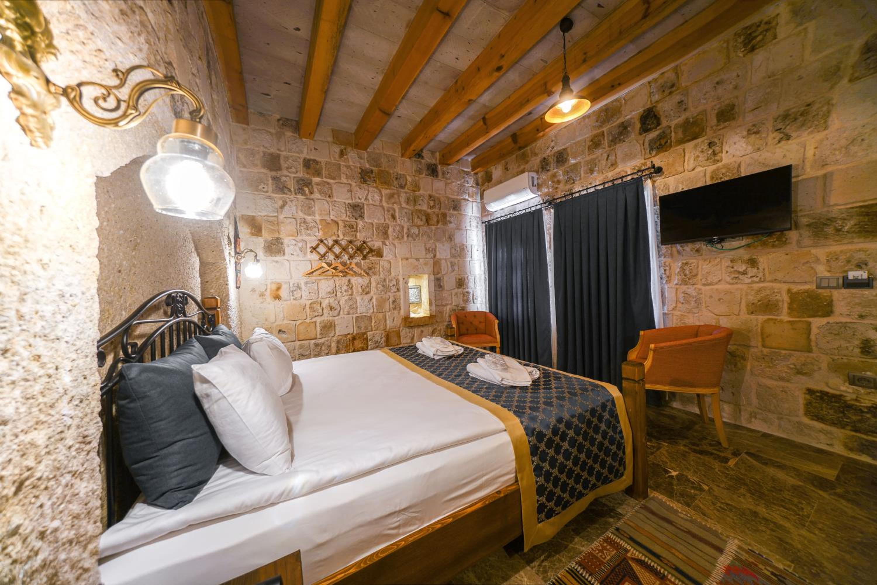 Deluxe Double Room - Photo 2