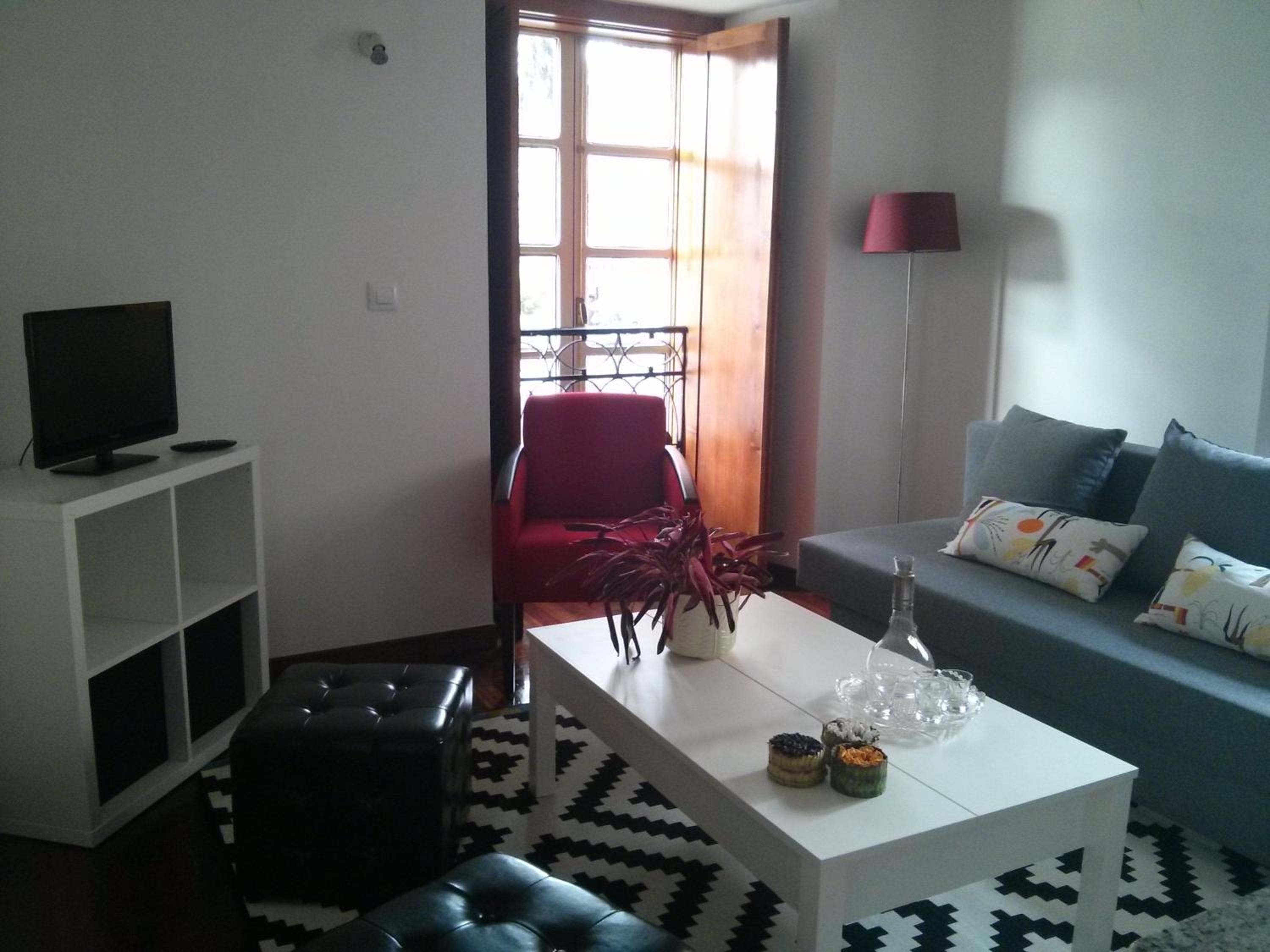 Apartamento de dos habitaciones con balcón