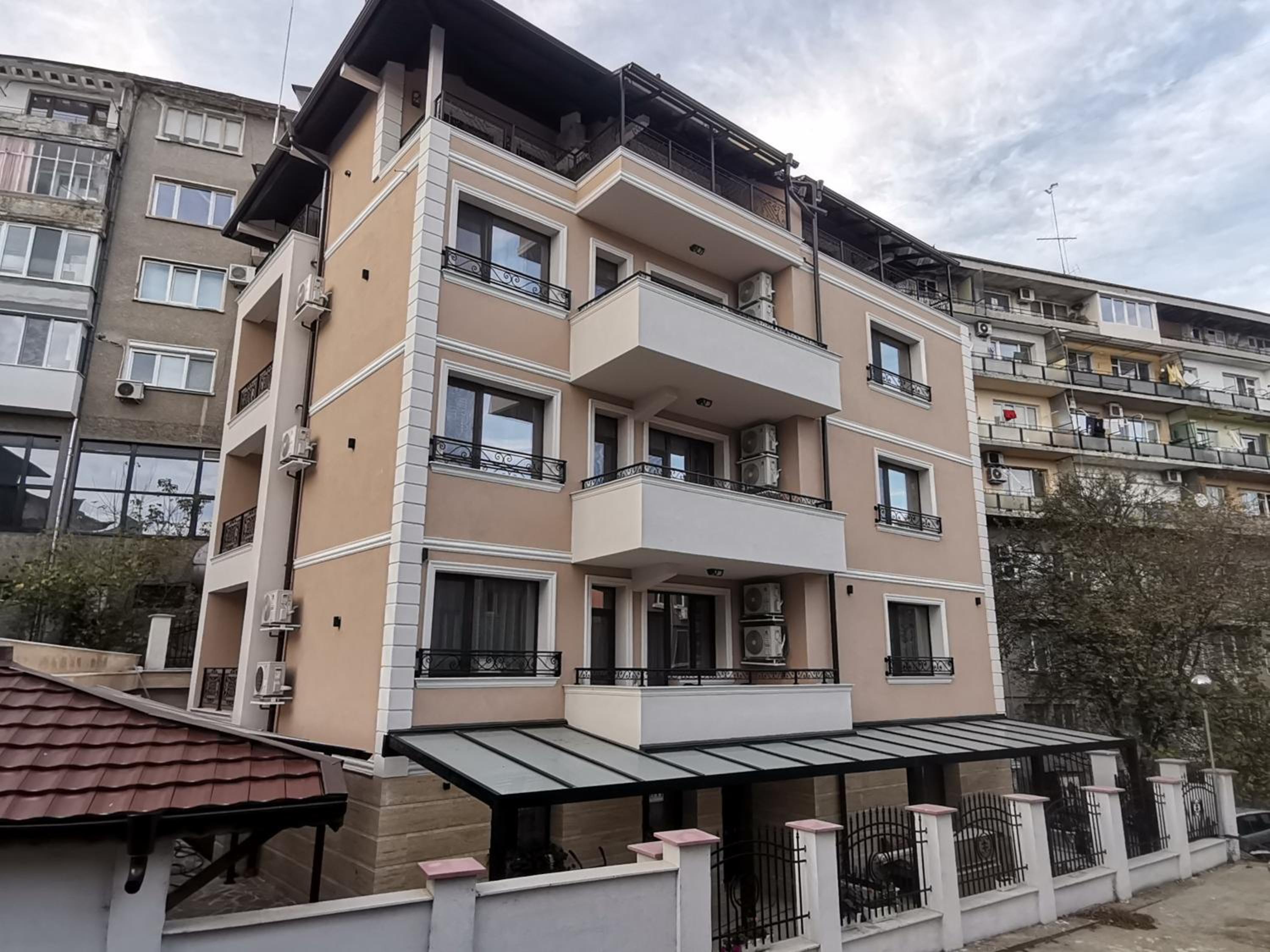 Superior Apartment