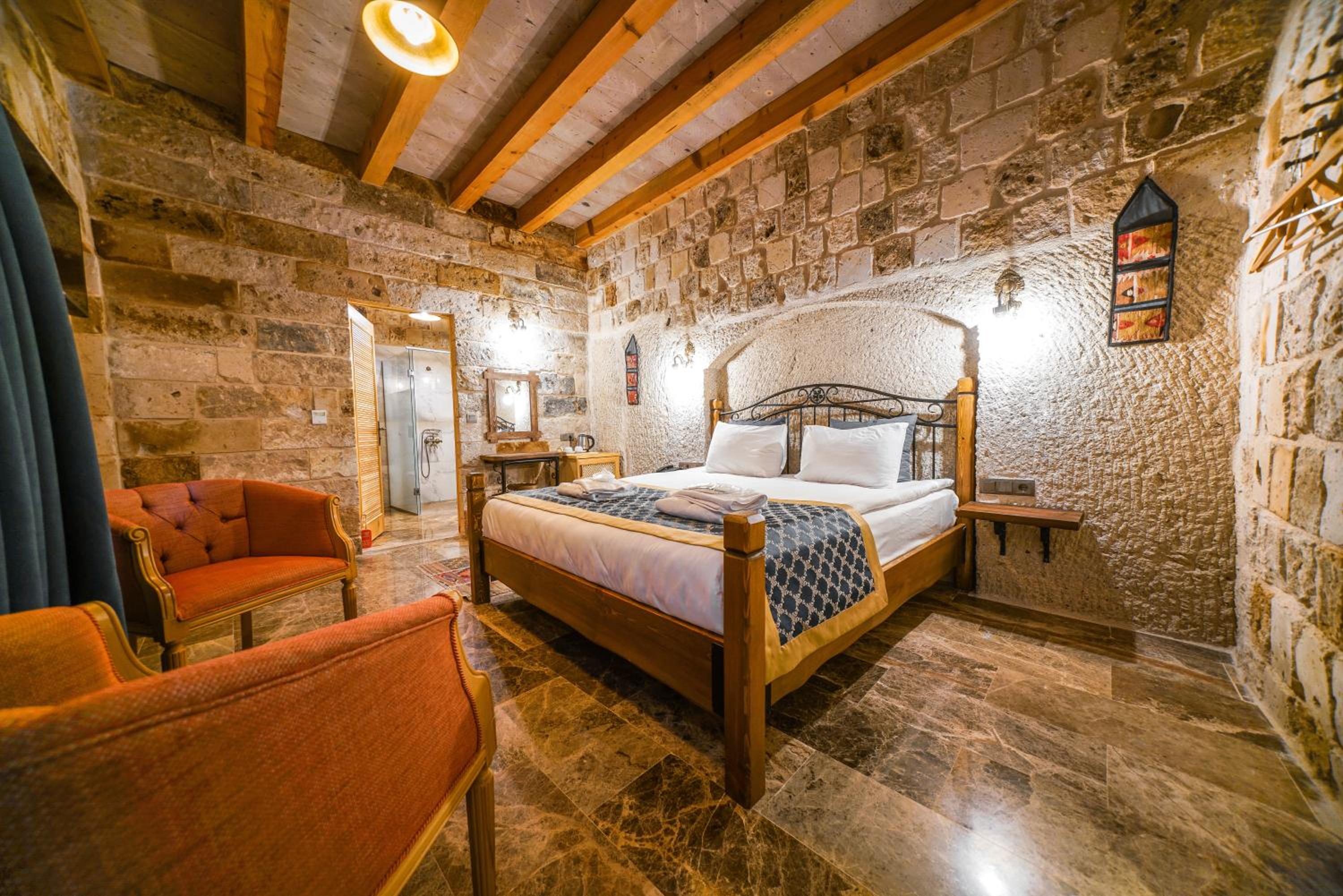 Deluxe Double Room - Photo 36