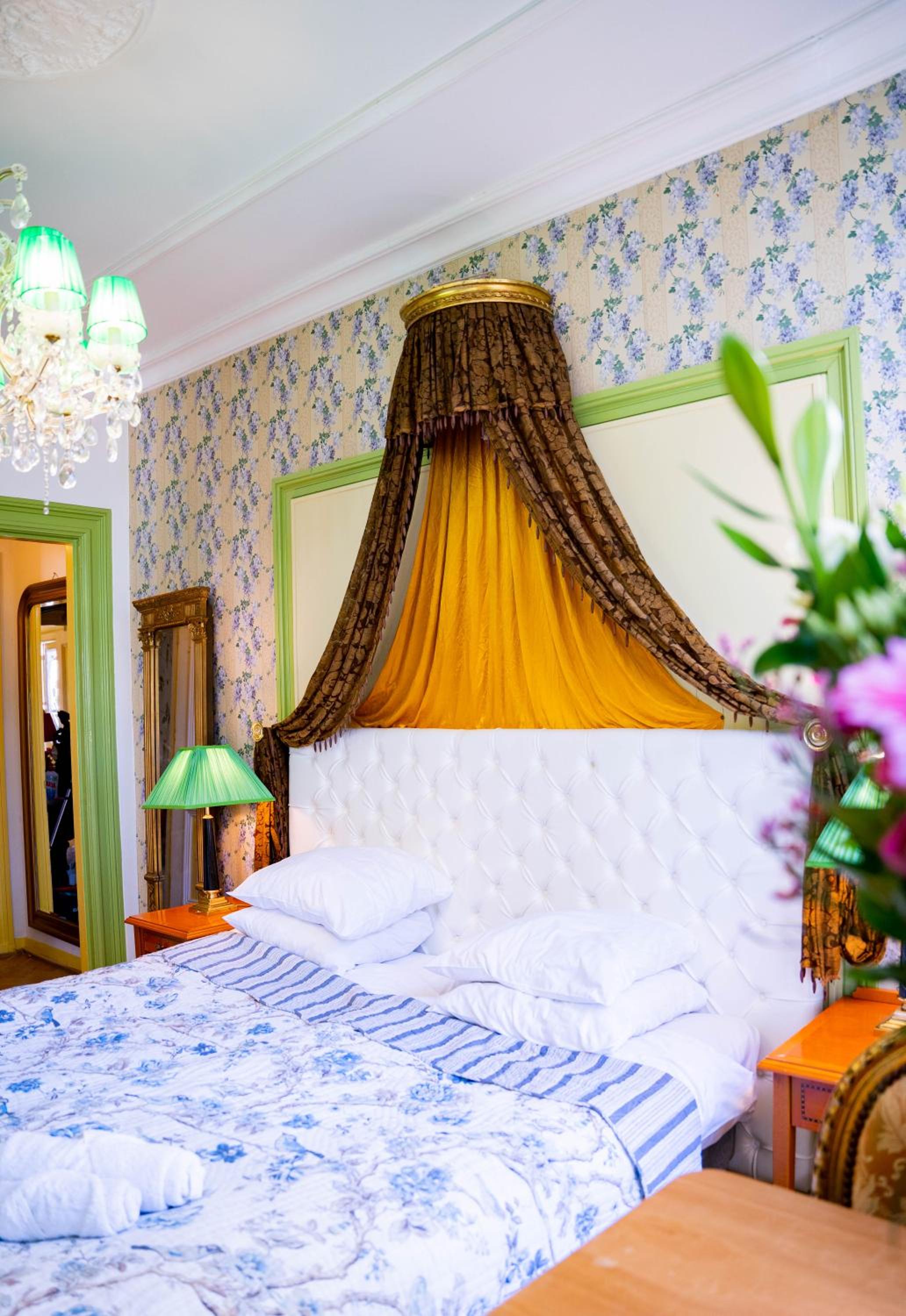 Twin Room with City View photo 3