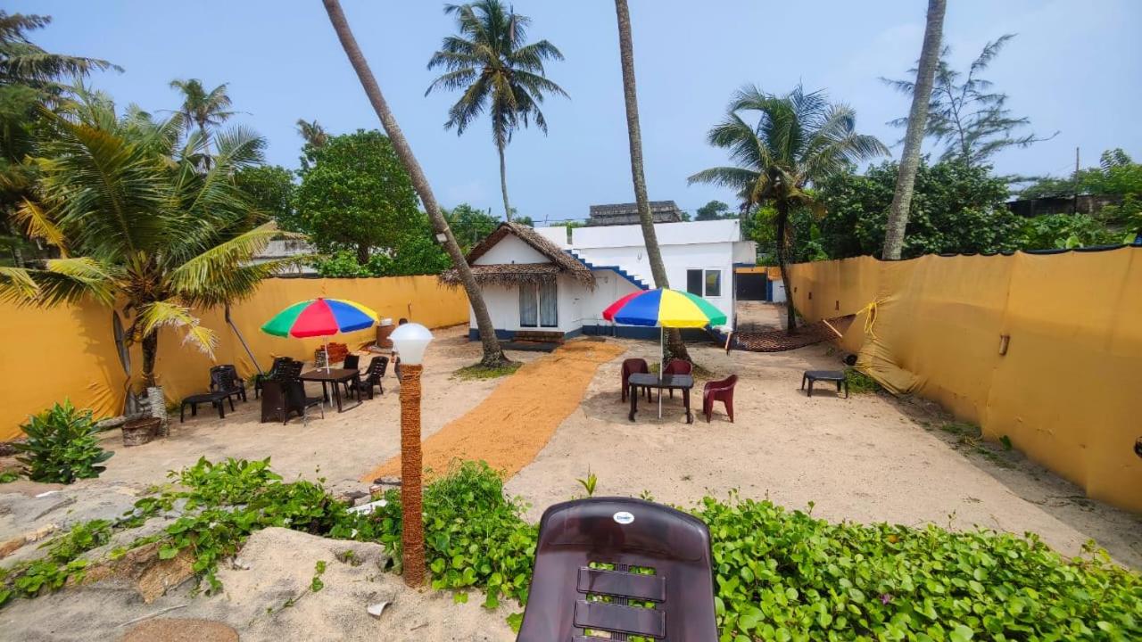 Deluxe Double Room with Balcony and Sea View photo 2