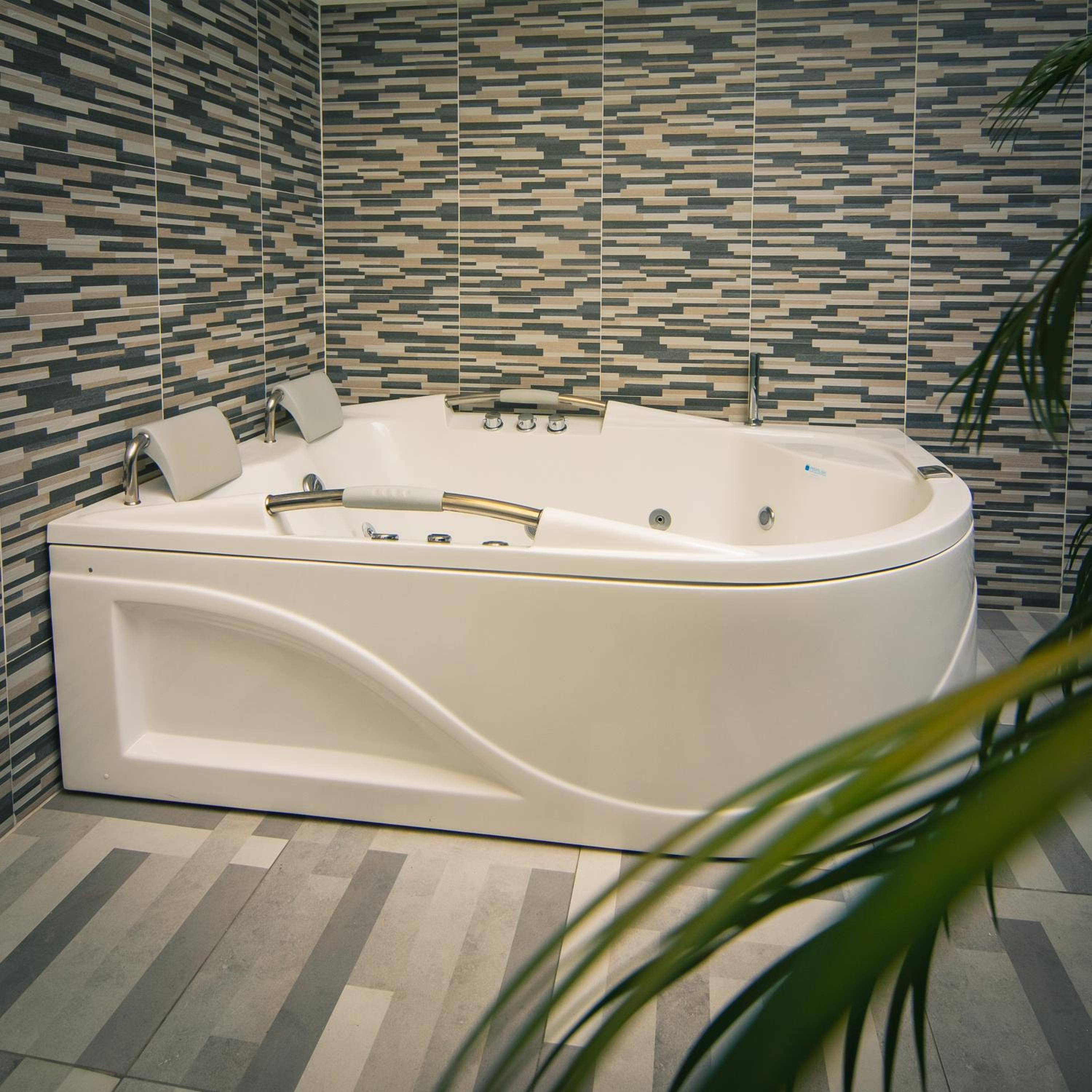 Superior Double Room with Hot Tub - Photo 6